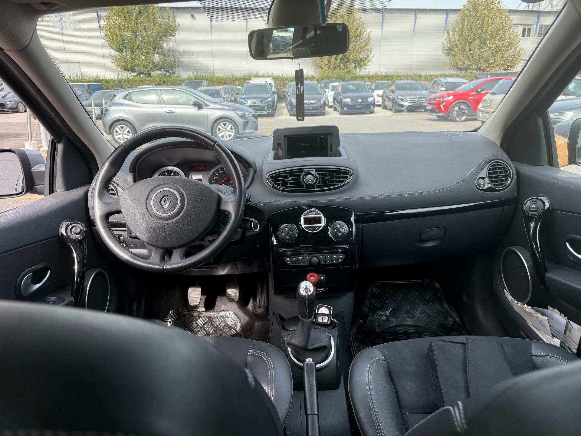 RENAULT Clio 1.2 16V Turbo Night&Day-image-7