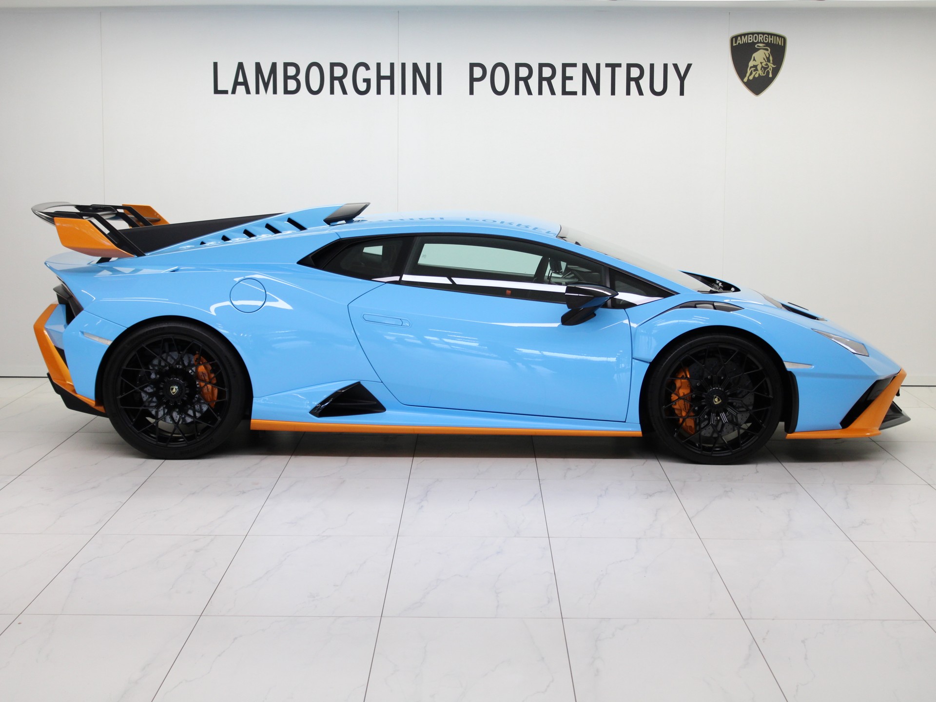 LAMBORGHINI Huracan STO Coupé DCT RWD-image-1