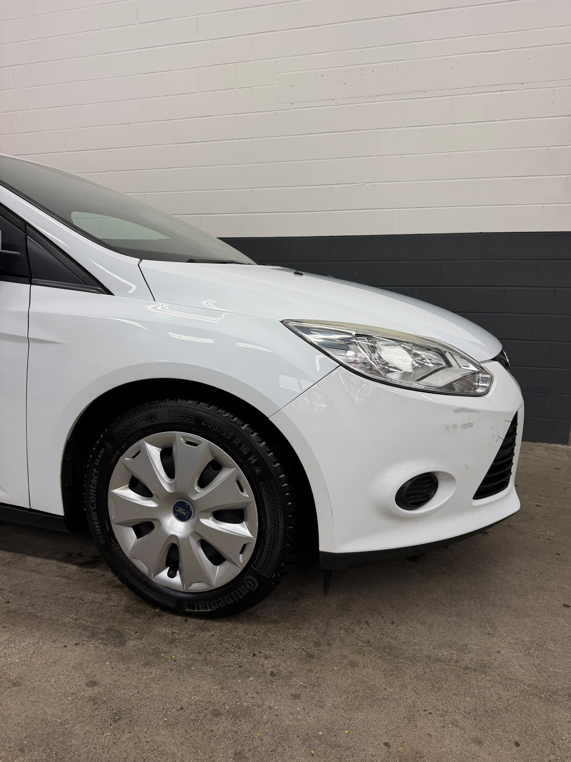 FORD Focus 1.6i VCT Carving PowerShift //NEU AB MFK!-image-2