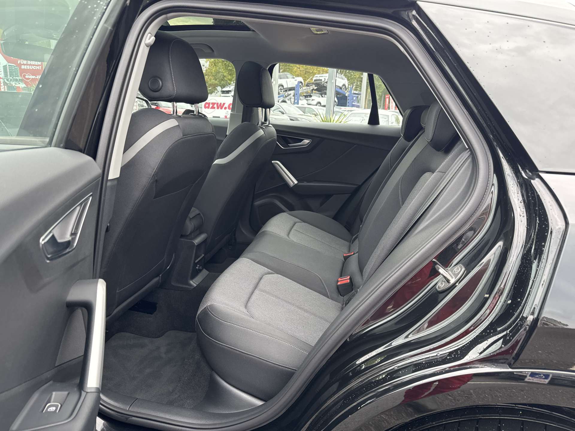 AUDI Q2 35 TFSi S-Line S-Tronic Automat-image-6