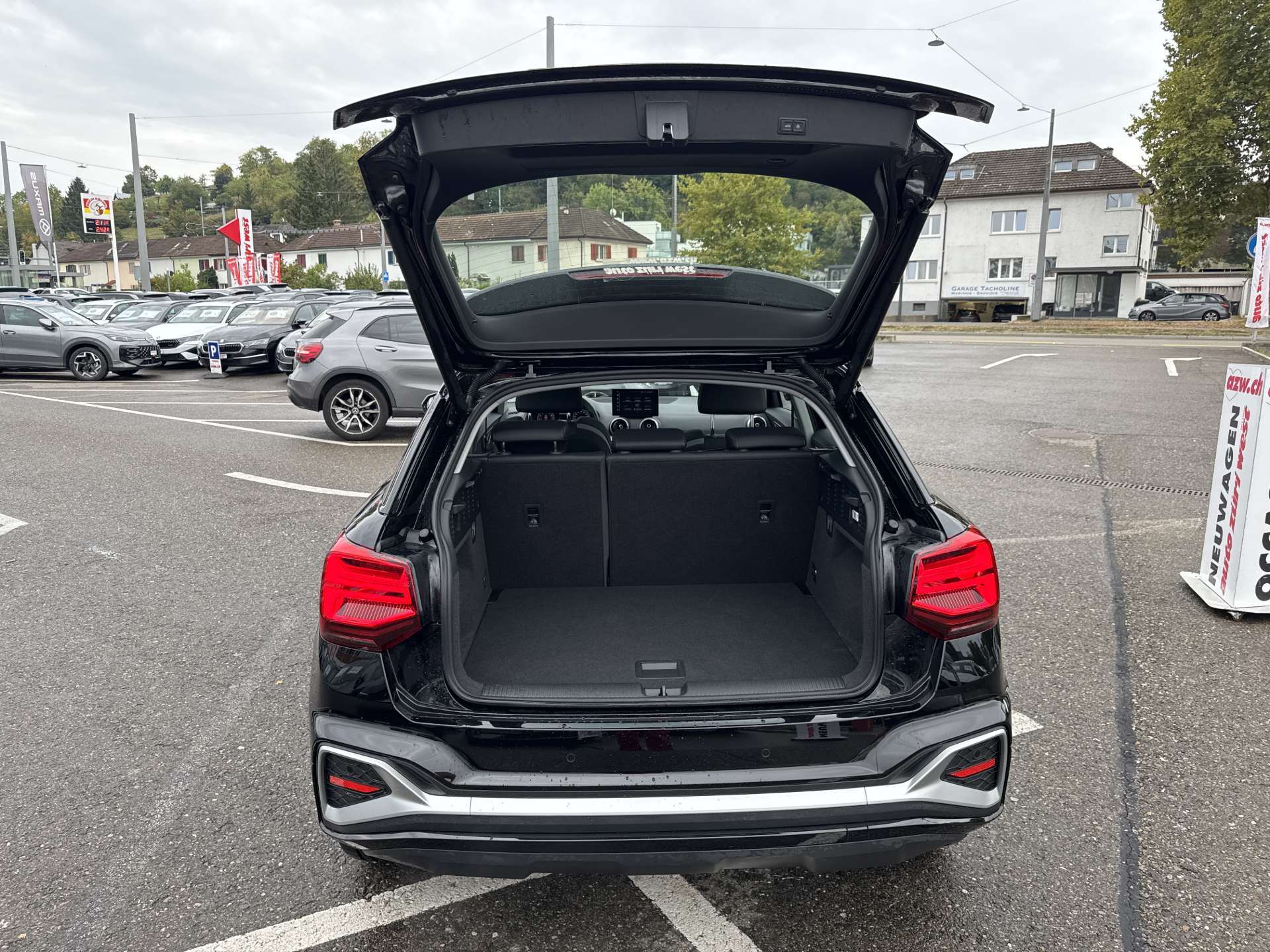 AUDI Q2 35 TFSi S-Line S-Tronic Automat-image-7