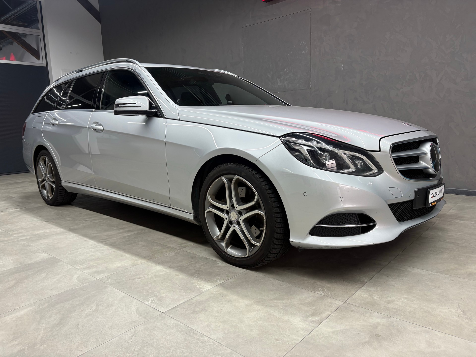 MERCEDES-BENZ E 250 CDI Avantgarde 4Matic 7G-Tronic-image-1