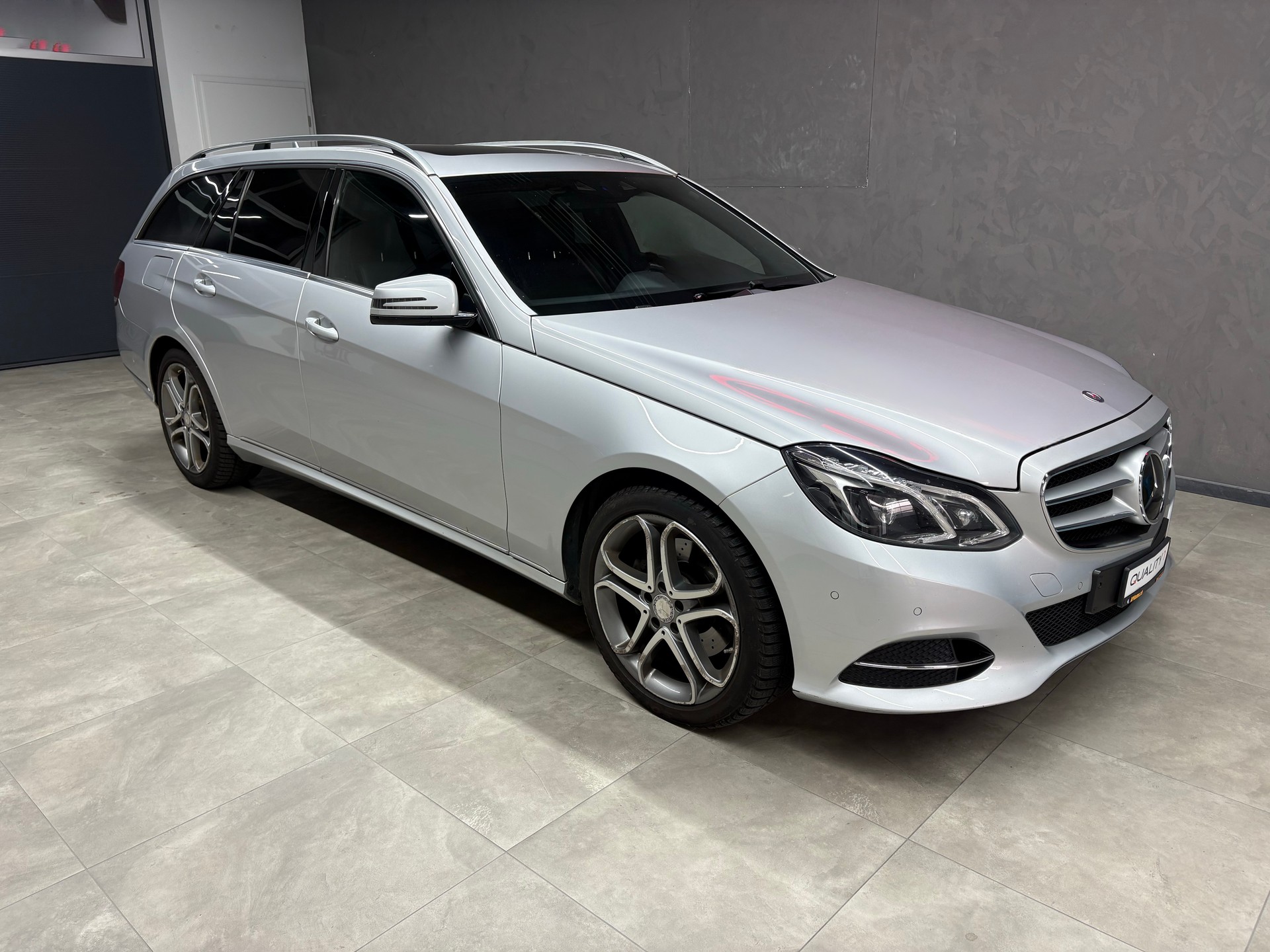 MERCEDES-BENZ E 250 CDI Avantgarde 4Matic 7G-Tronic-image-0