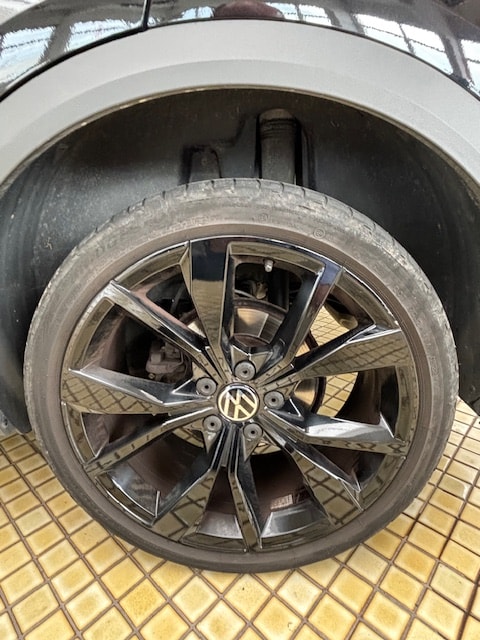 VW T-Roc 2.0 TSI R-Line DSG 4Motion-image-5