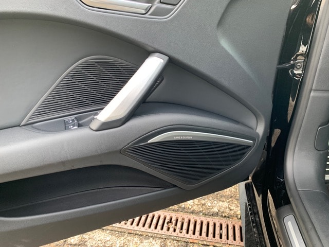 AUDI 2.0 TFSI quattro S-Tronic-image-4