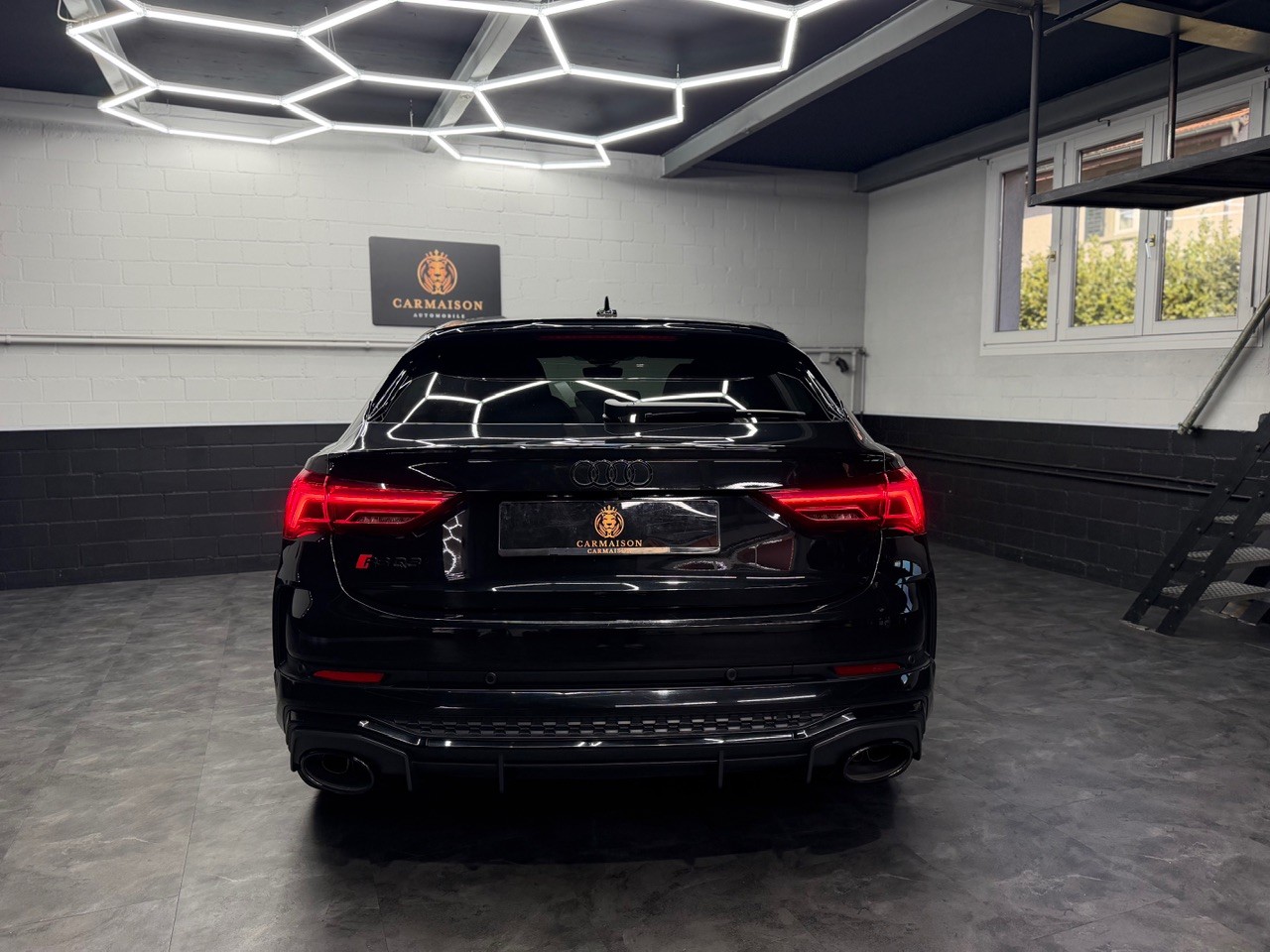 AUDI RS Q3 Sportback quattro S tronic | Bang & Olufsen | ACC | Ambiente | Carbon | Anhängerkupplung | Alcantara-image-6