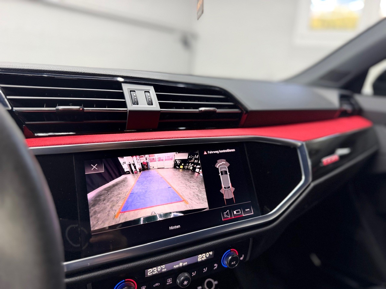 AUDI RS Q3 Sportback quattro S tronic | Bang & Olufsen | ACC | Ambiente | Carbon | Anhängerkupplung | Alcantara-image-29