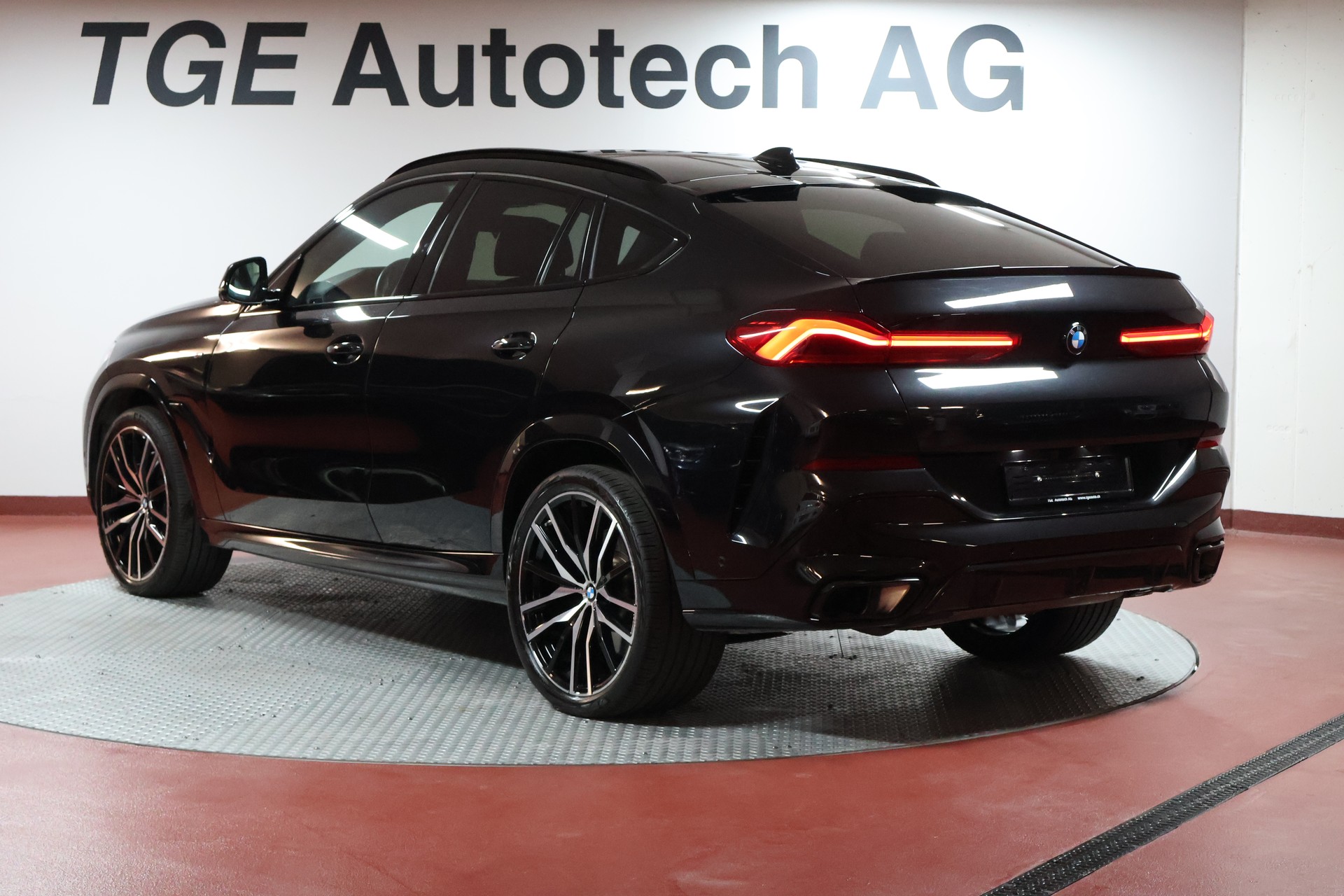 BMW X6 xDrive 48V 40d Steptronic M Sport-image-20