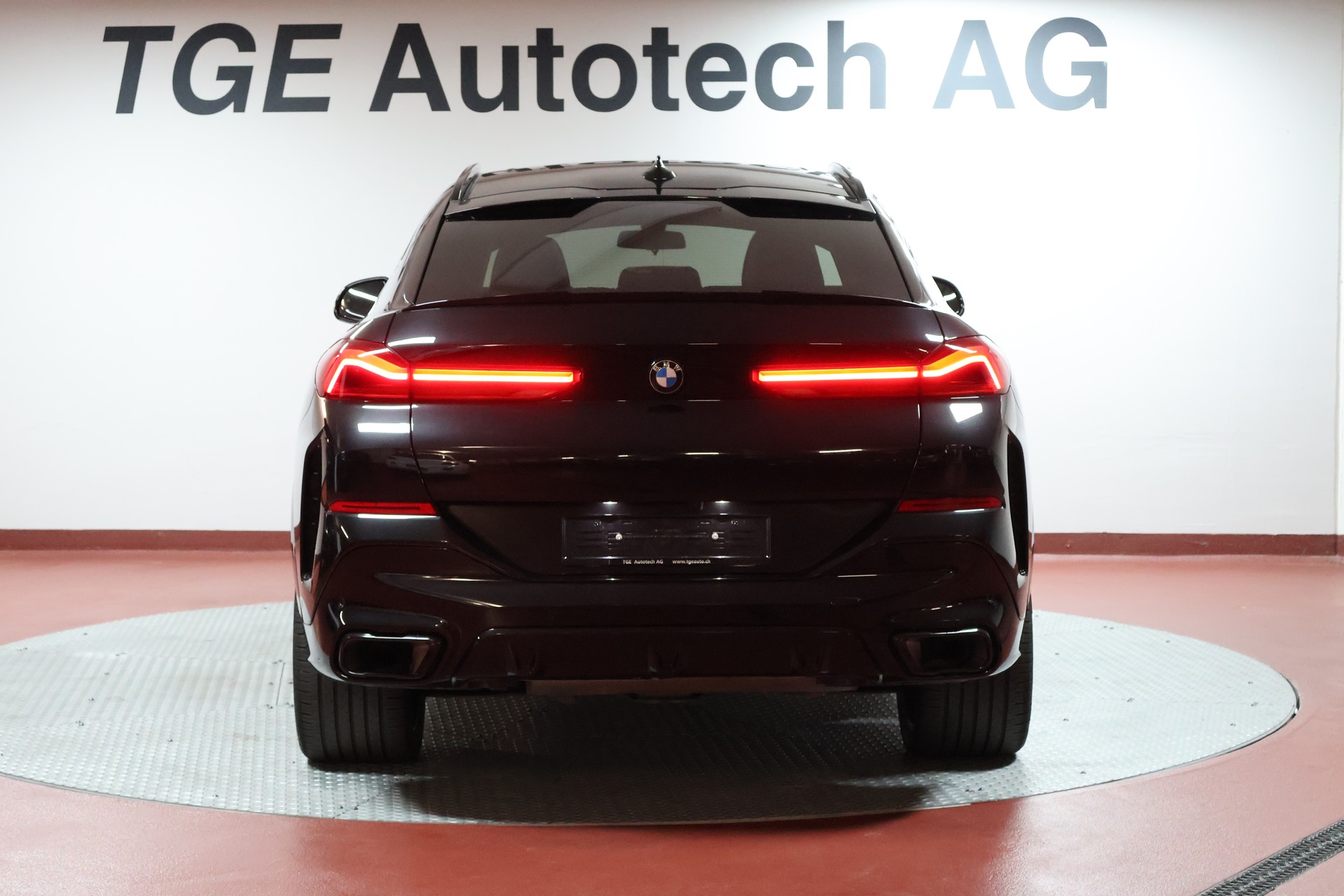 BMW X6 xDrive 48V 40d Steptronic M Sport-image-22