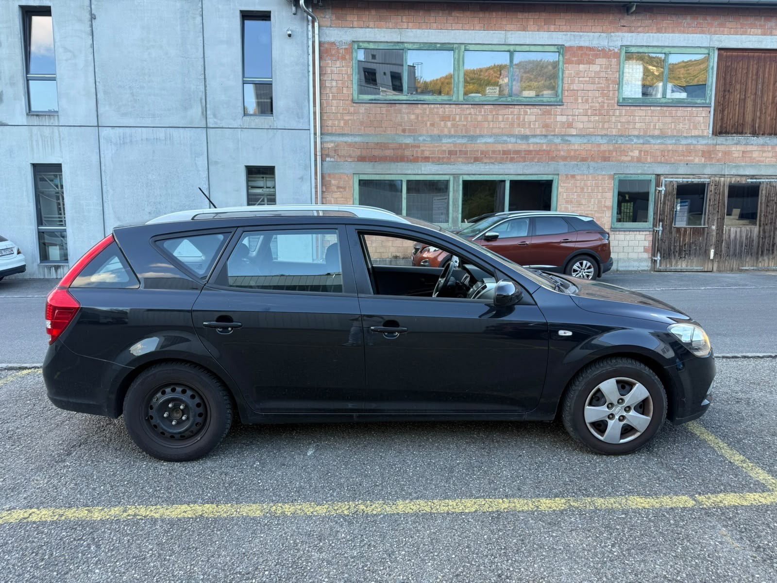 KIA Ceed 1.6-image-1