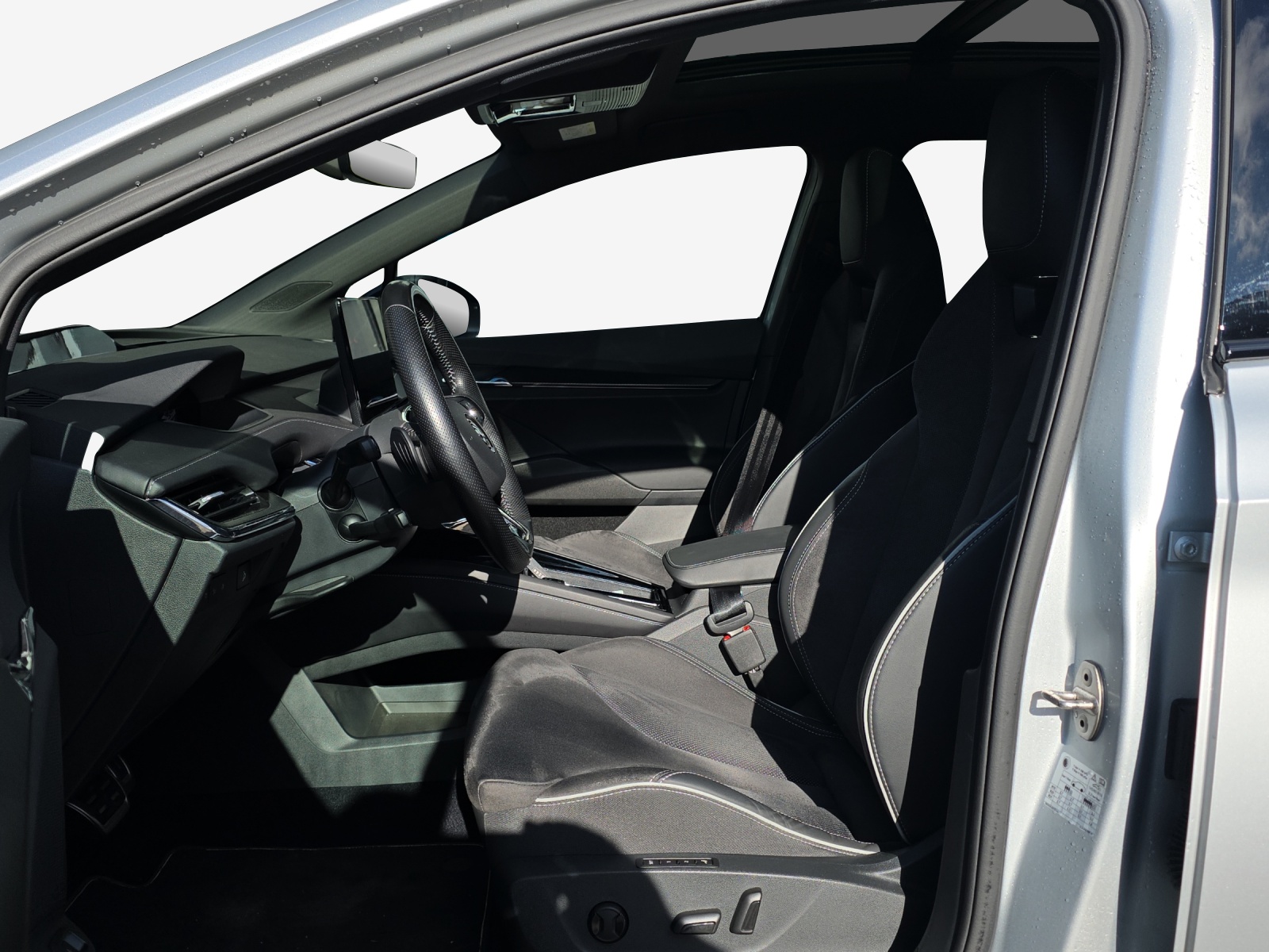 SKODA Enyaq iV 80x SportLine-image-8