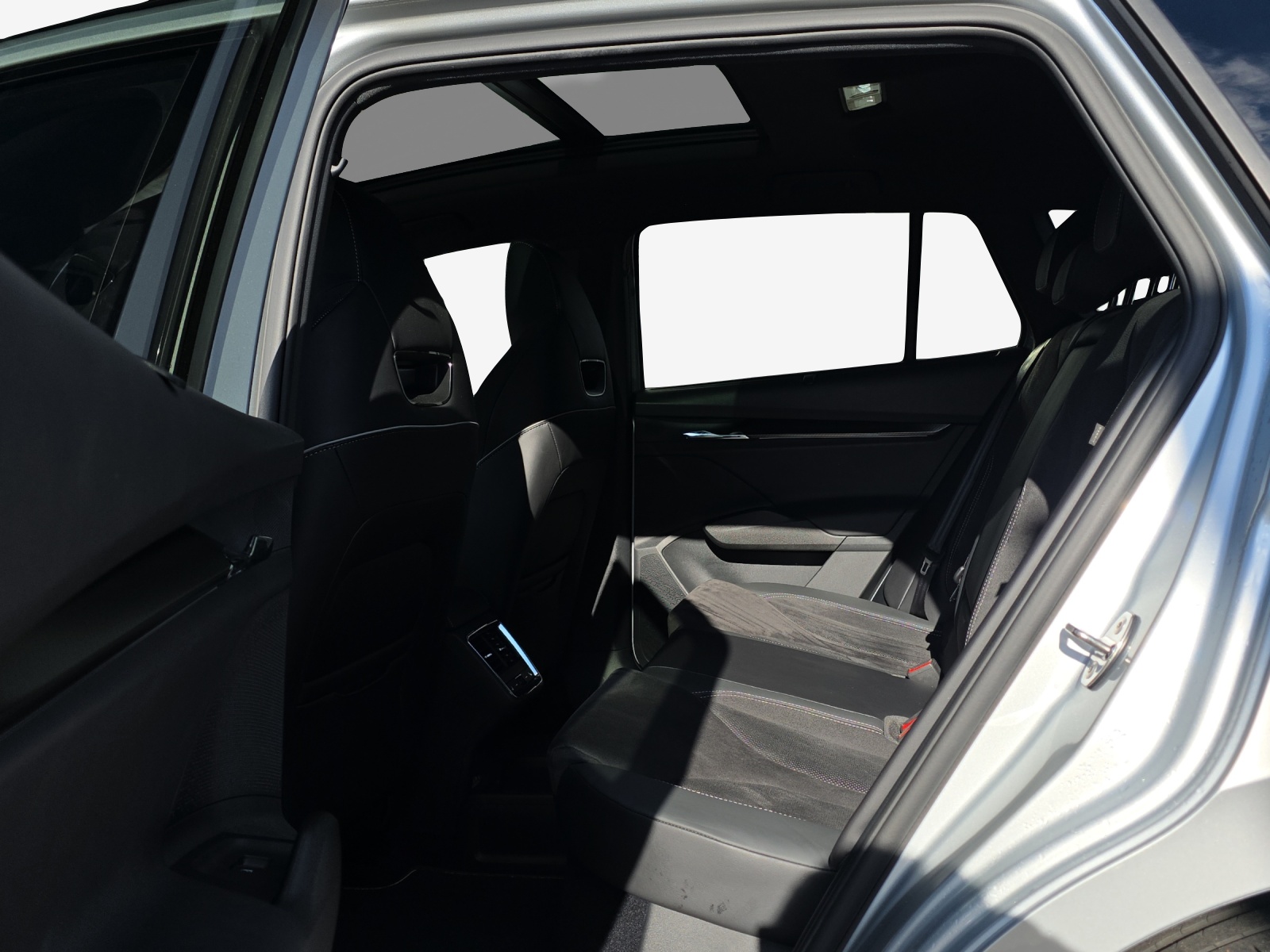 SKODA Enyaq iV 80x SportLine-image-12