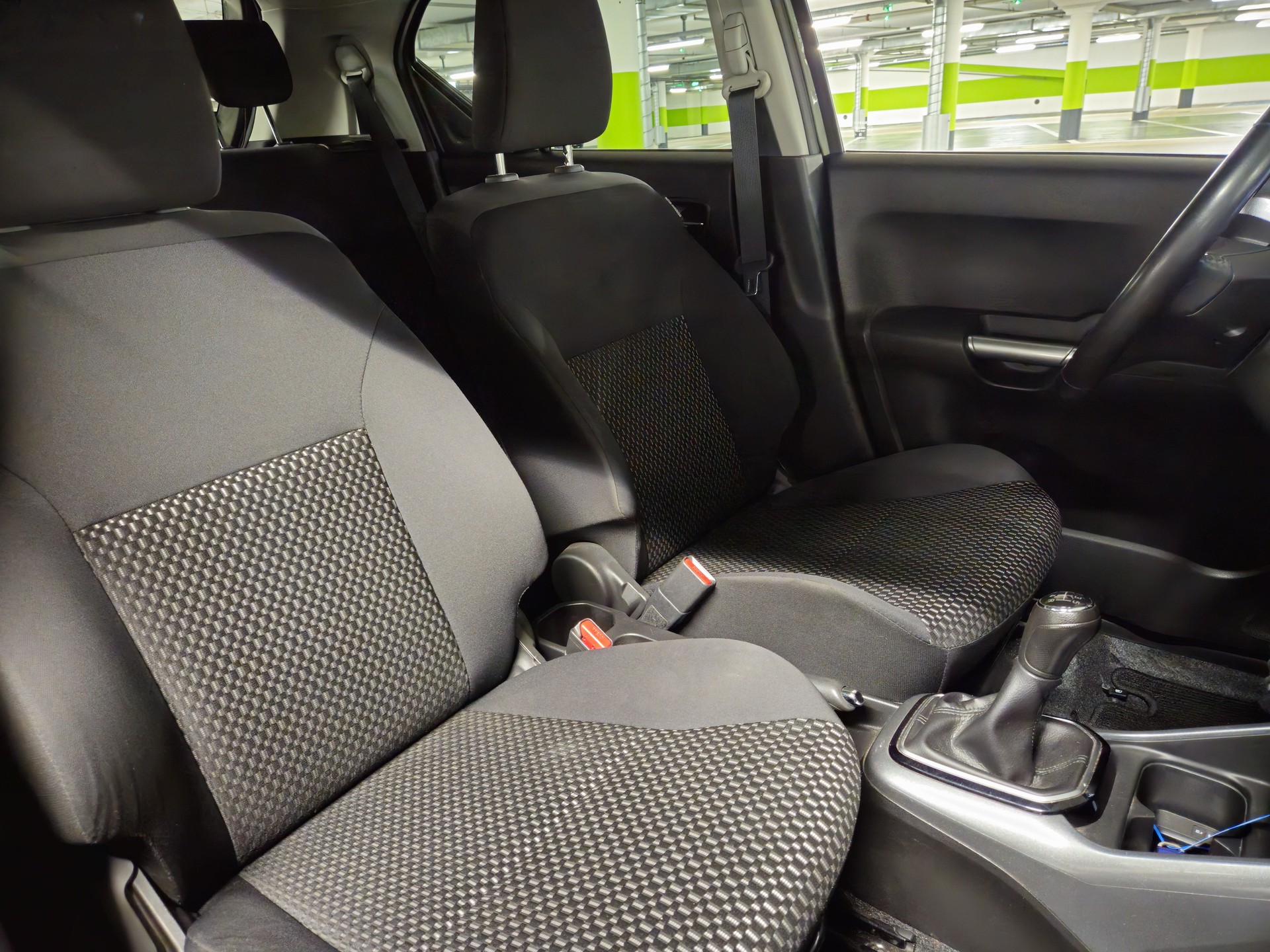 SUZUKI Ignis 1.2i Compact Top Hybrid 4x4-image-11