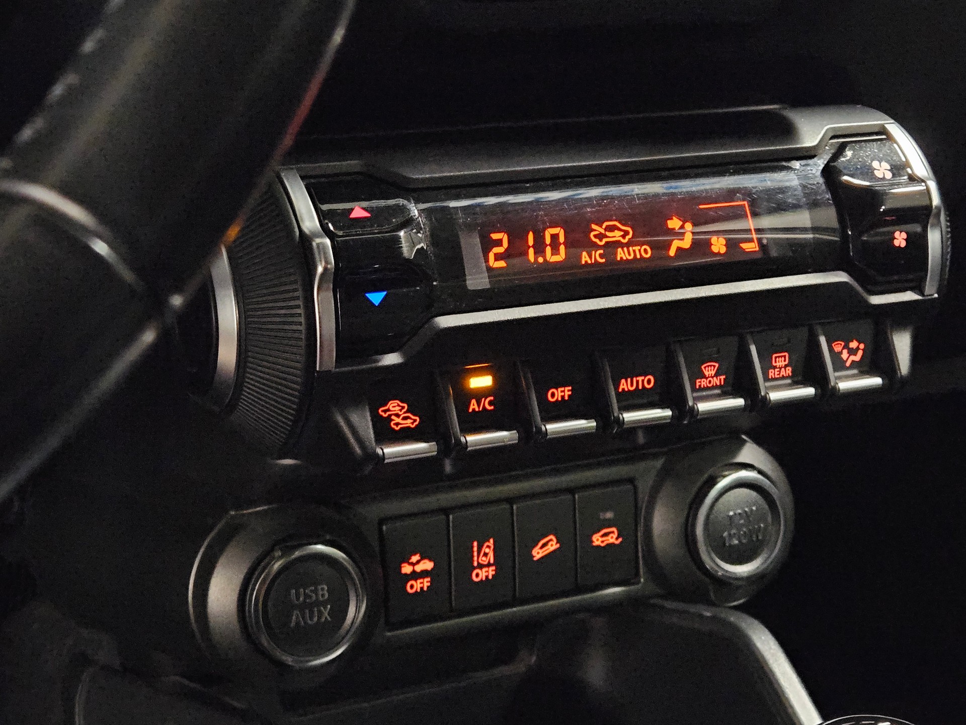 SUZUKI Ignis 1.2i Compact Top Hybrid 4x4-image-15