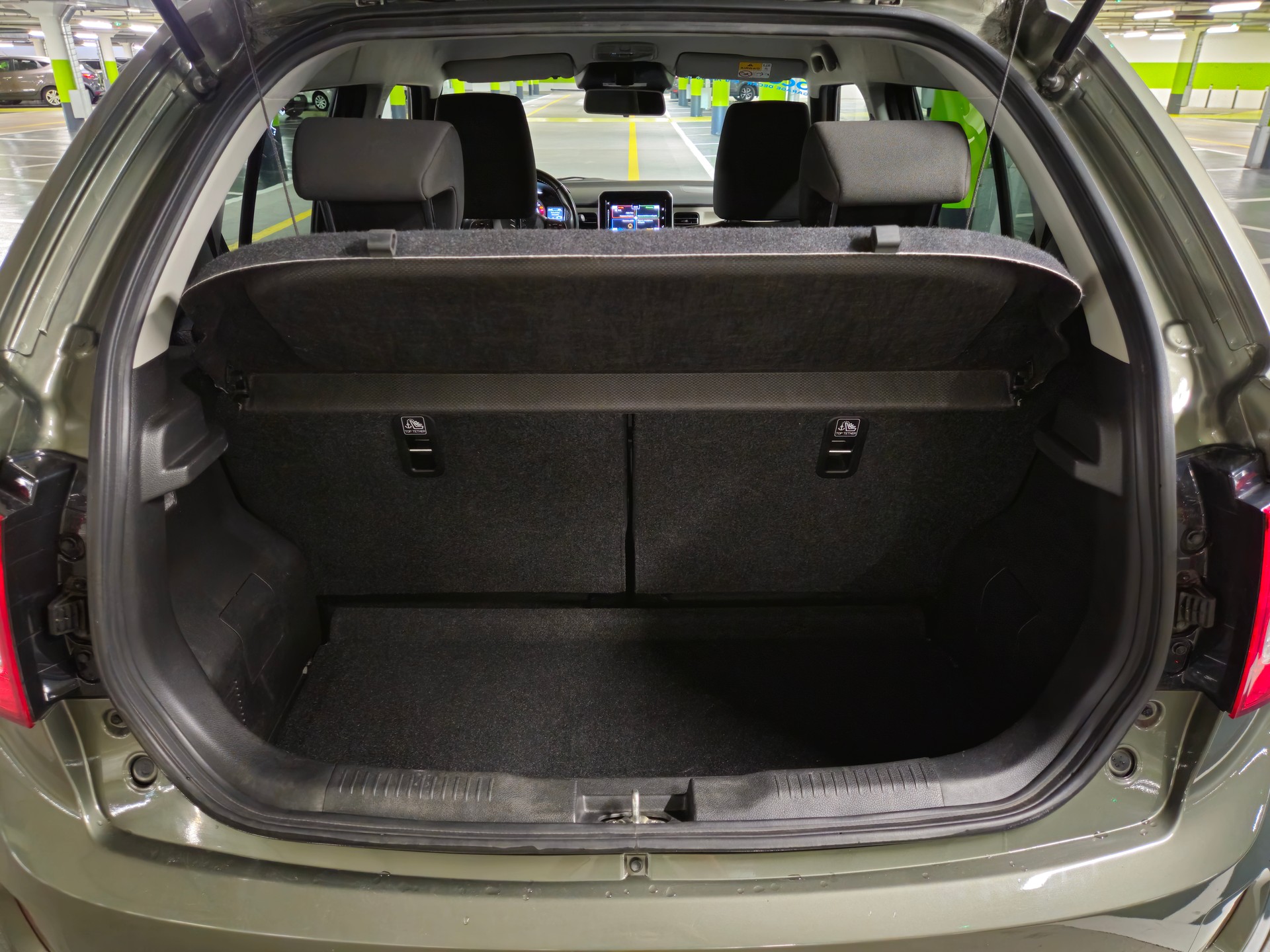 SUZUKI Ignis 1.2i Compact Top Hybrid 4x4-image-13