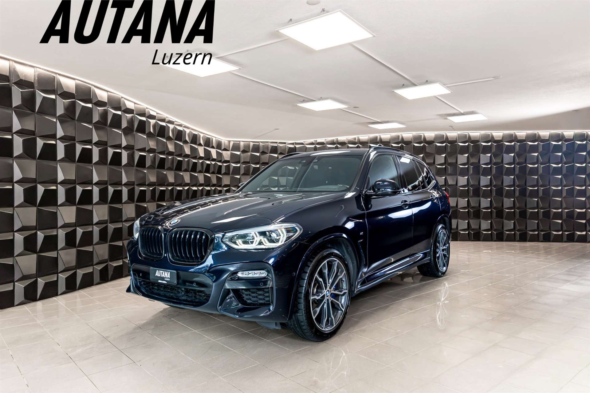 BMW X3 xDrive 30d Individual M Sport Steptronic-image-0