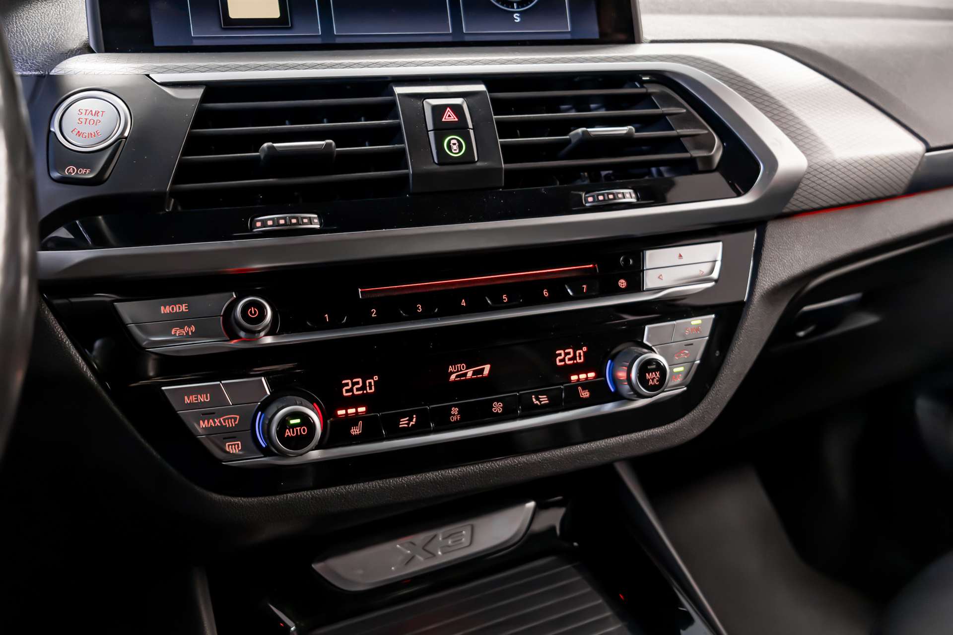 BMW X3 xDrive 30d Individual M Sport Steptronic-image-18