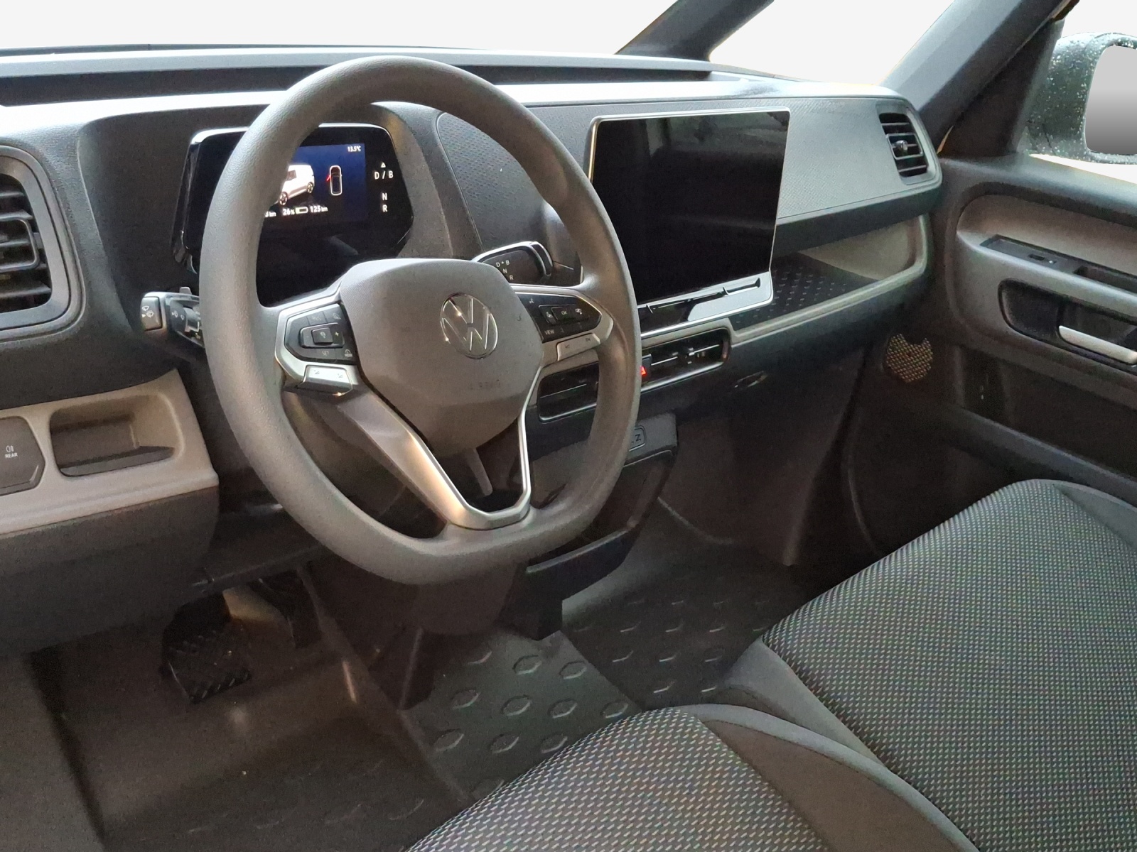 VW ID. Buzz Cargo Pro 4Motion-image-8