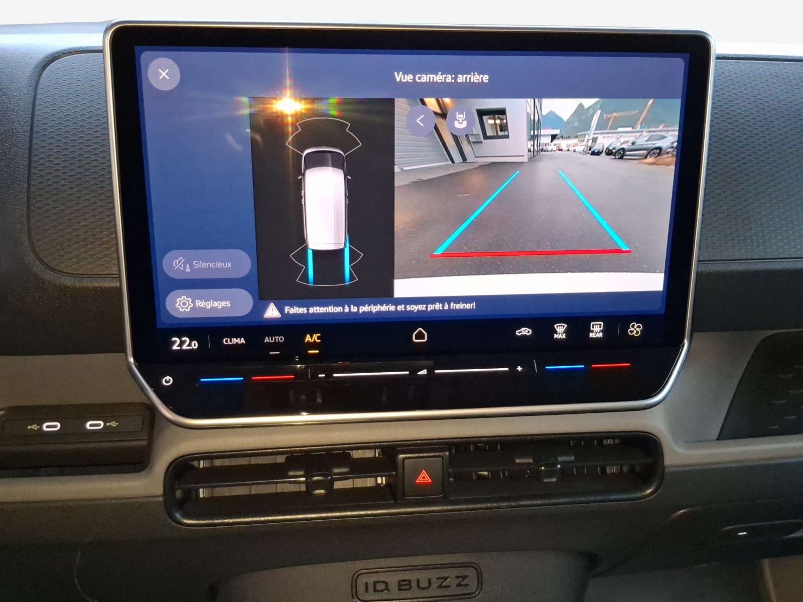 VW ID. Buzz Cargo Pro 4Motion-image-14