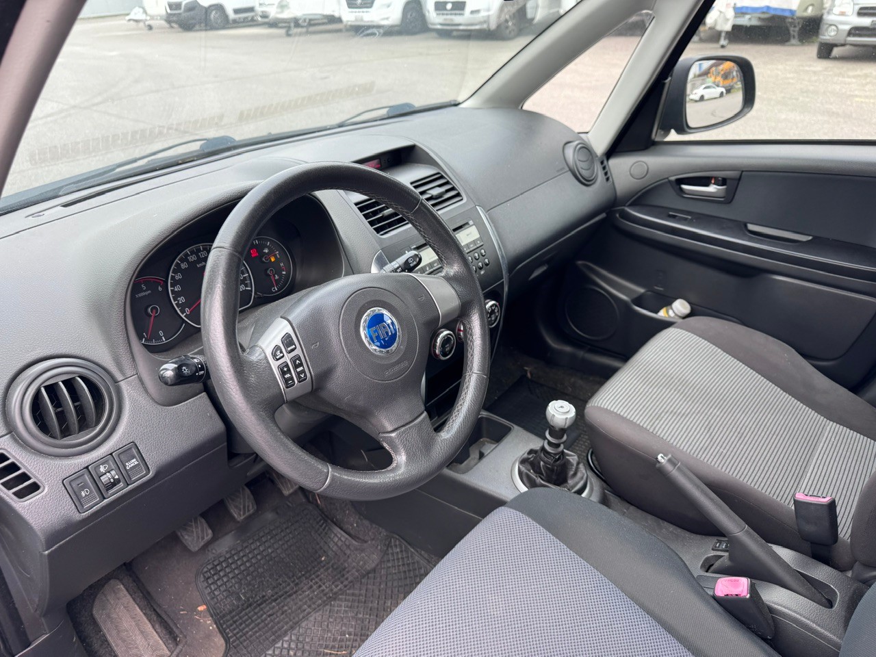 FIAT Sedici 1.9 JTD 4WD Emotion-image-6