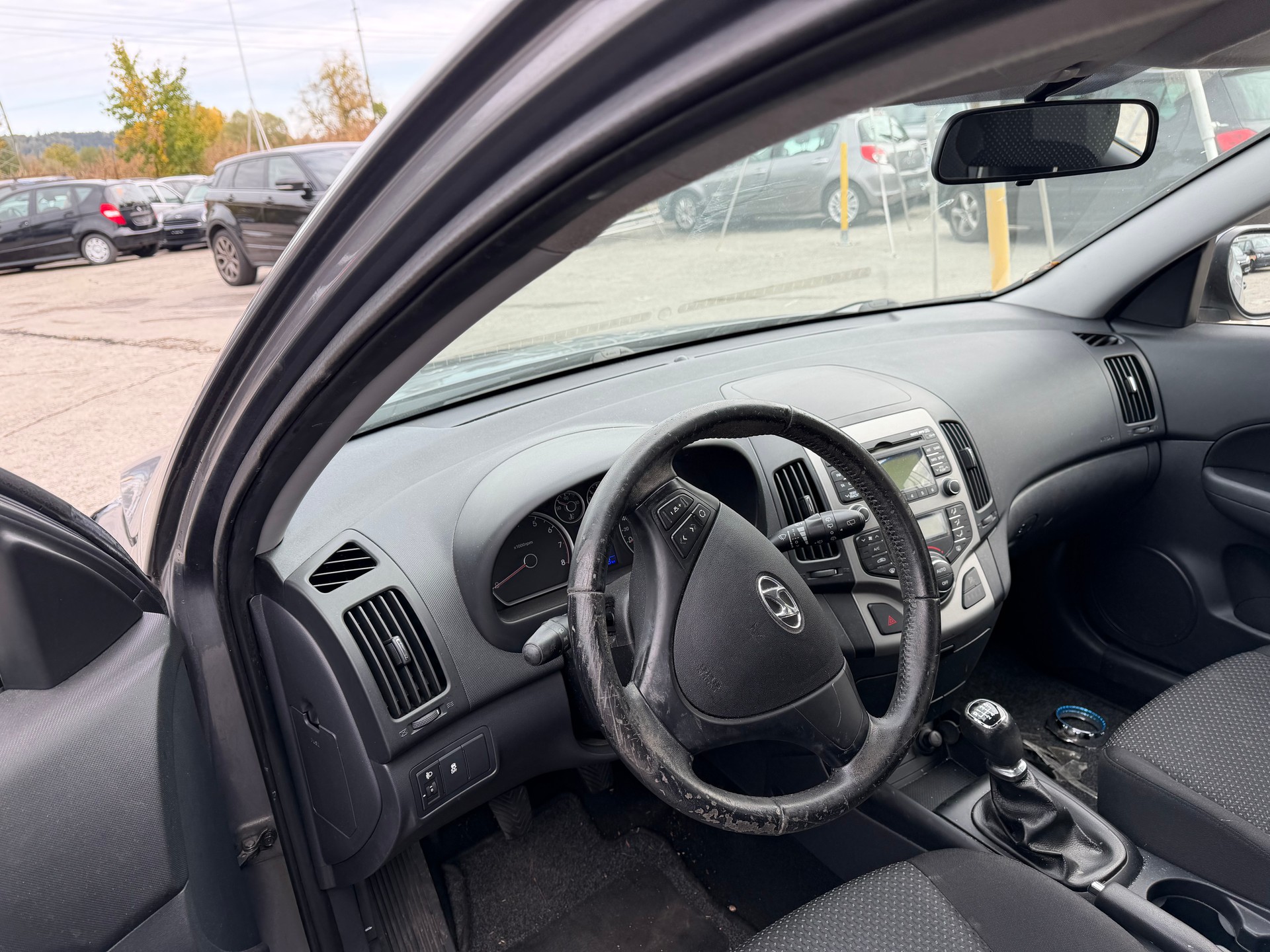 HYUNDAI i30-image-10