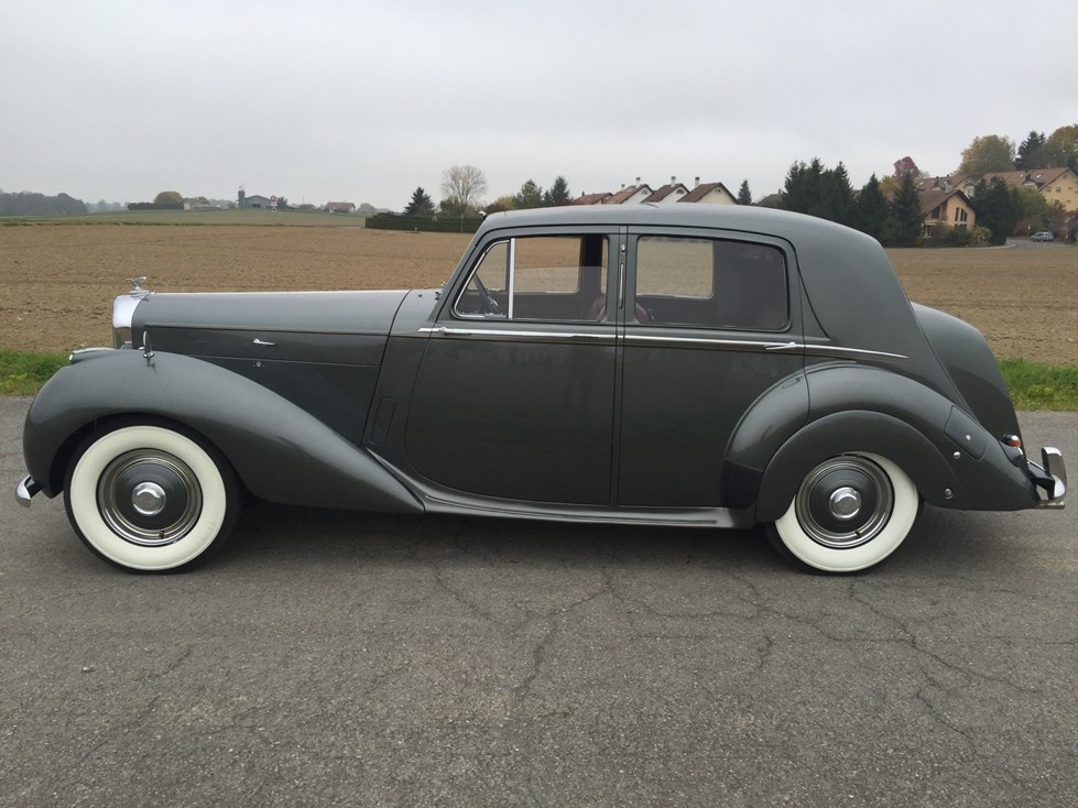 BENTLEY MK VI Saloon-image-5