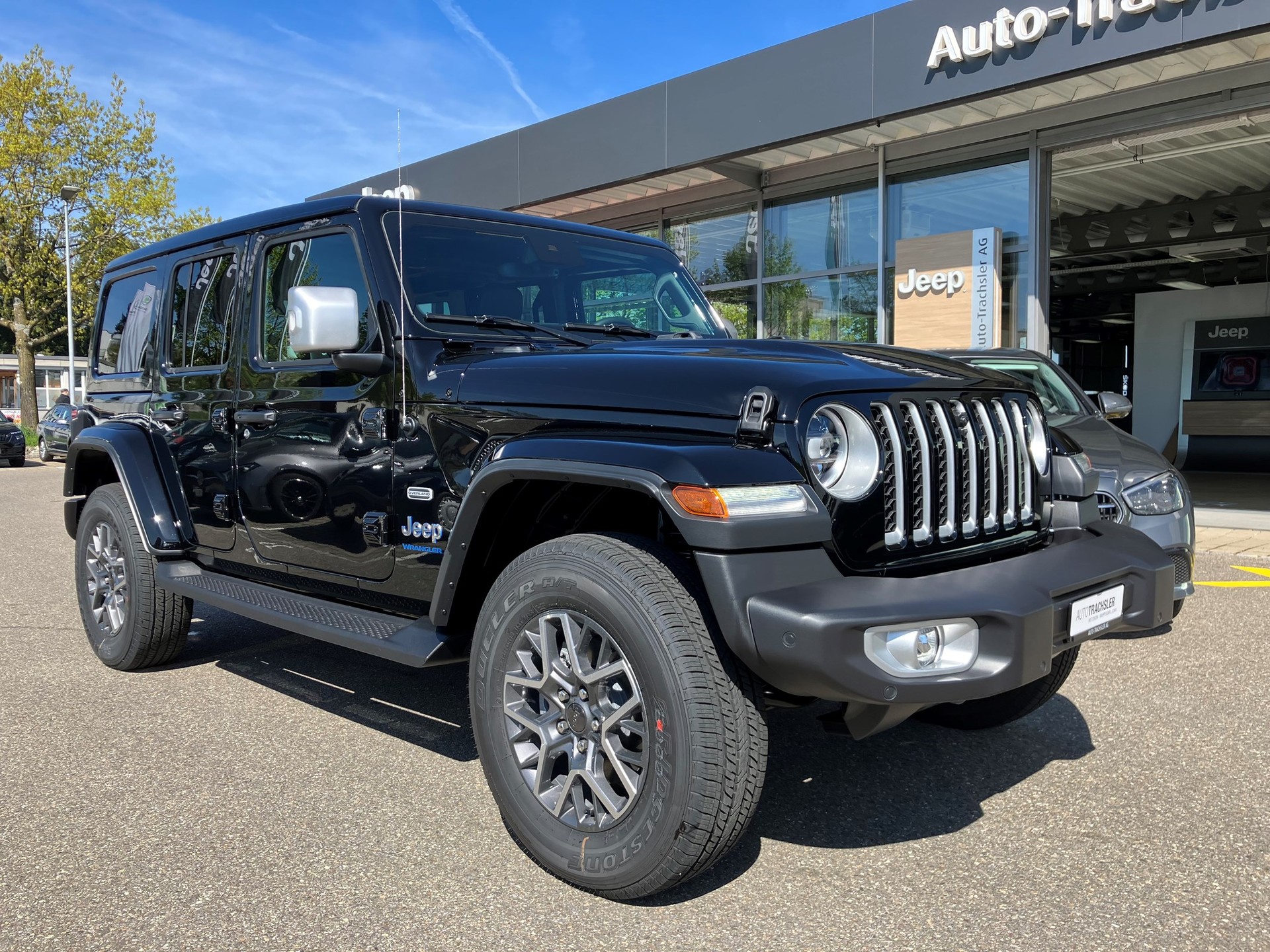 JEEP Wrangler 2.0 PHEV Unlimited Overland Automatic POWER-Soft Top-image-2