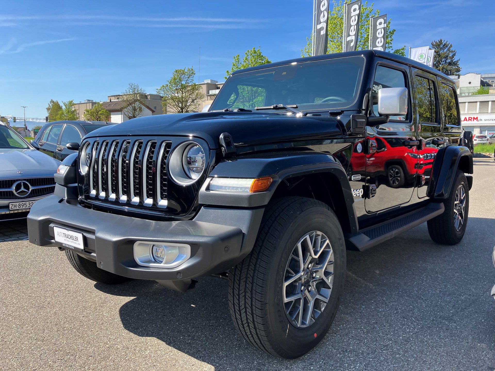 JEEP Wrangler 2.0 PHEV Unlimited Overland Automatic POWER-Soft Top-image-3