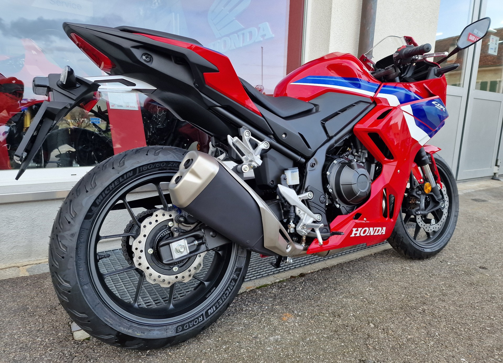 HONDA CBR 500 R - manuell-image-4