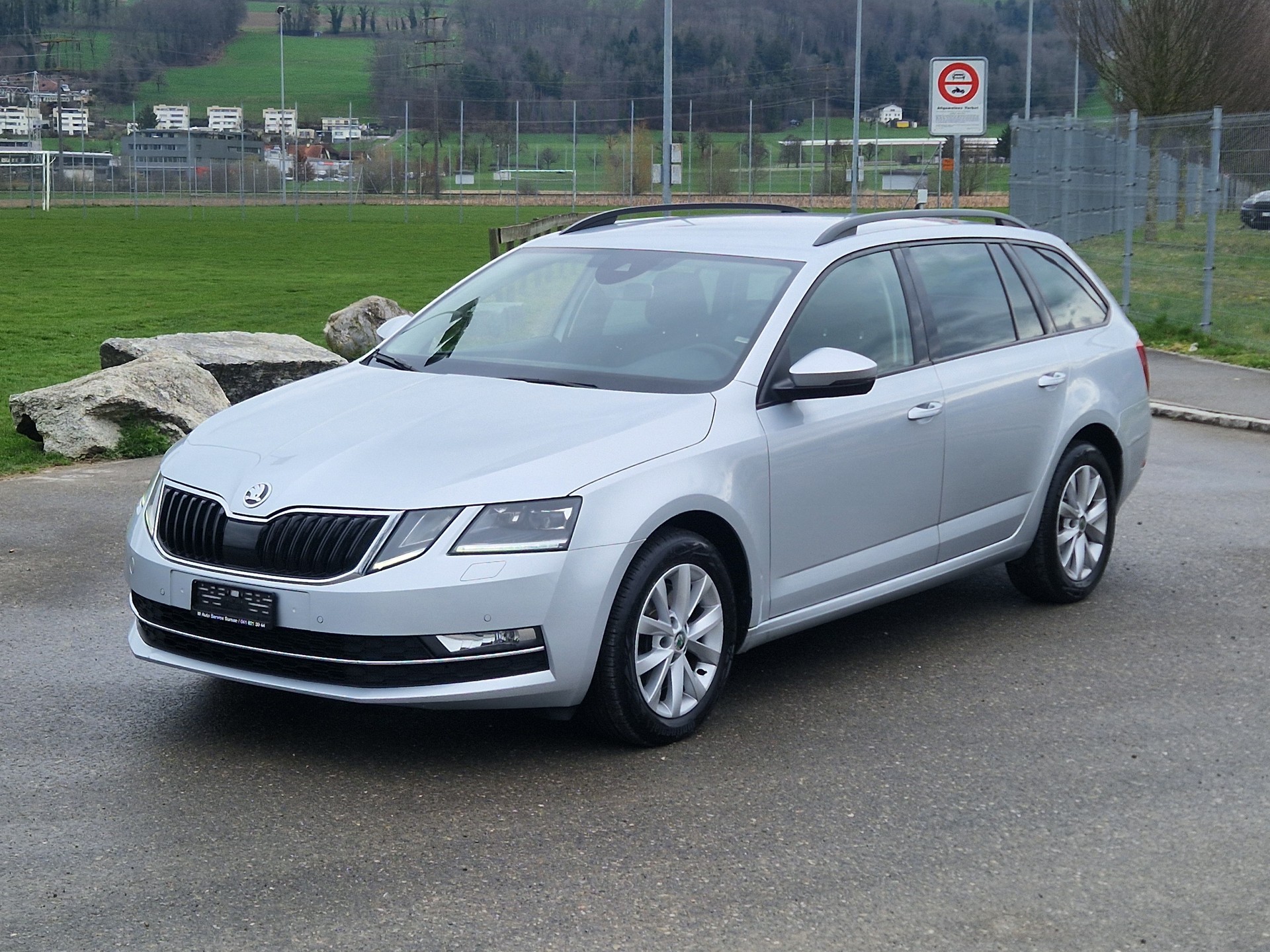 SKODA Octavia Combi 2.0 TDI Soleil 4x4 DSG-image-1