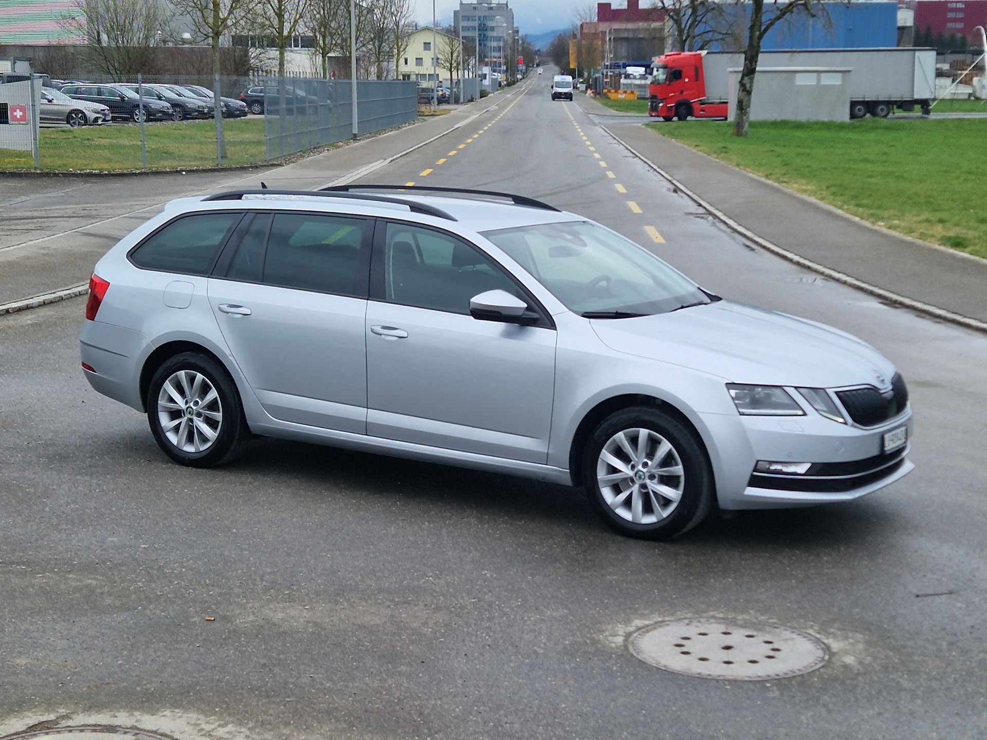 SKODA Octavia Combi 2.0 TDI Soleil 4x4 DSG-image-0