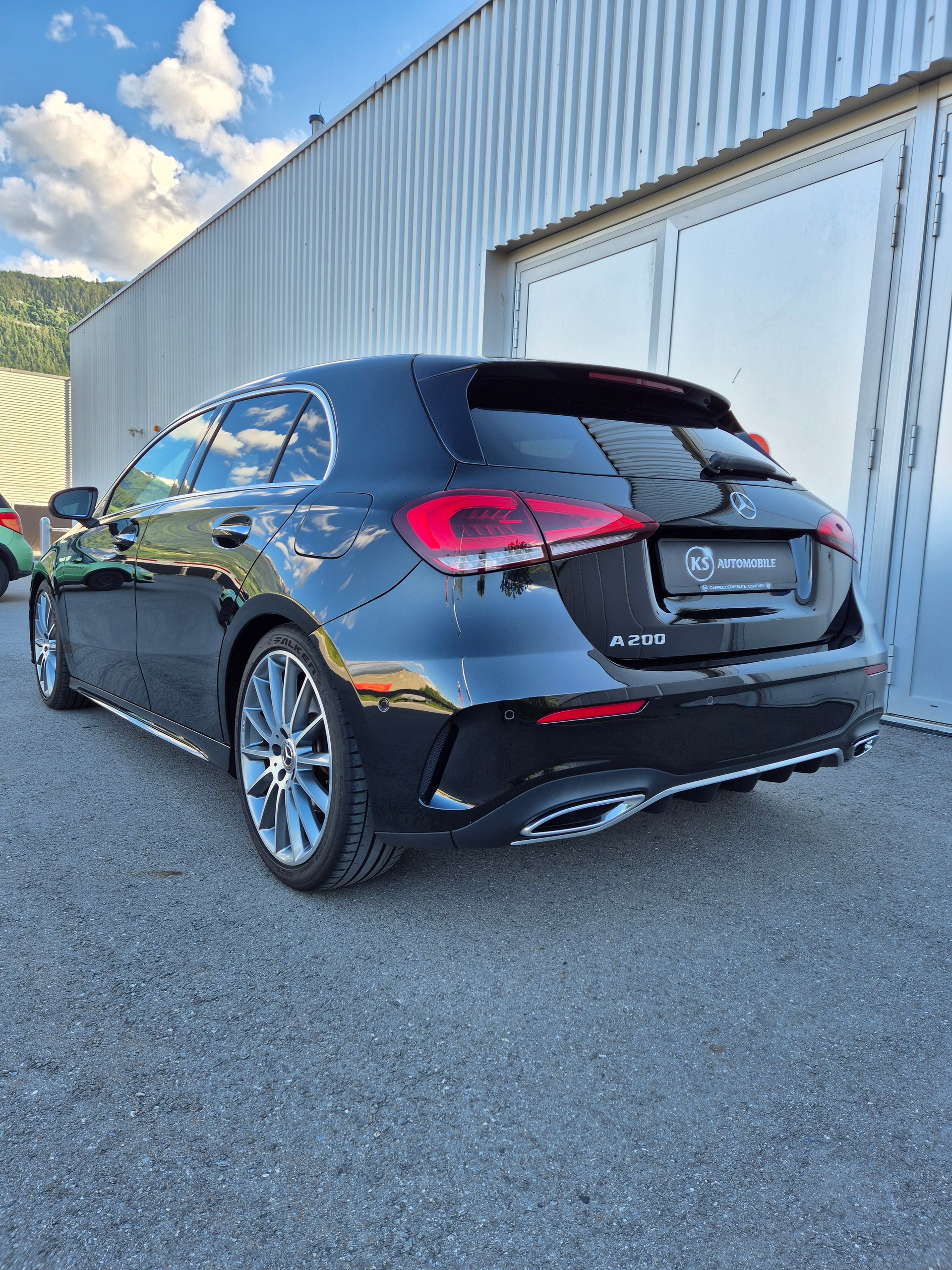 MERCEDES-BENZ A 200 AMG Line 7G-DCT-image-7