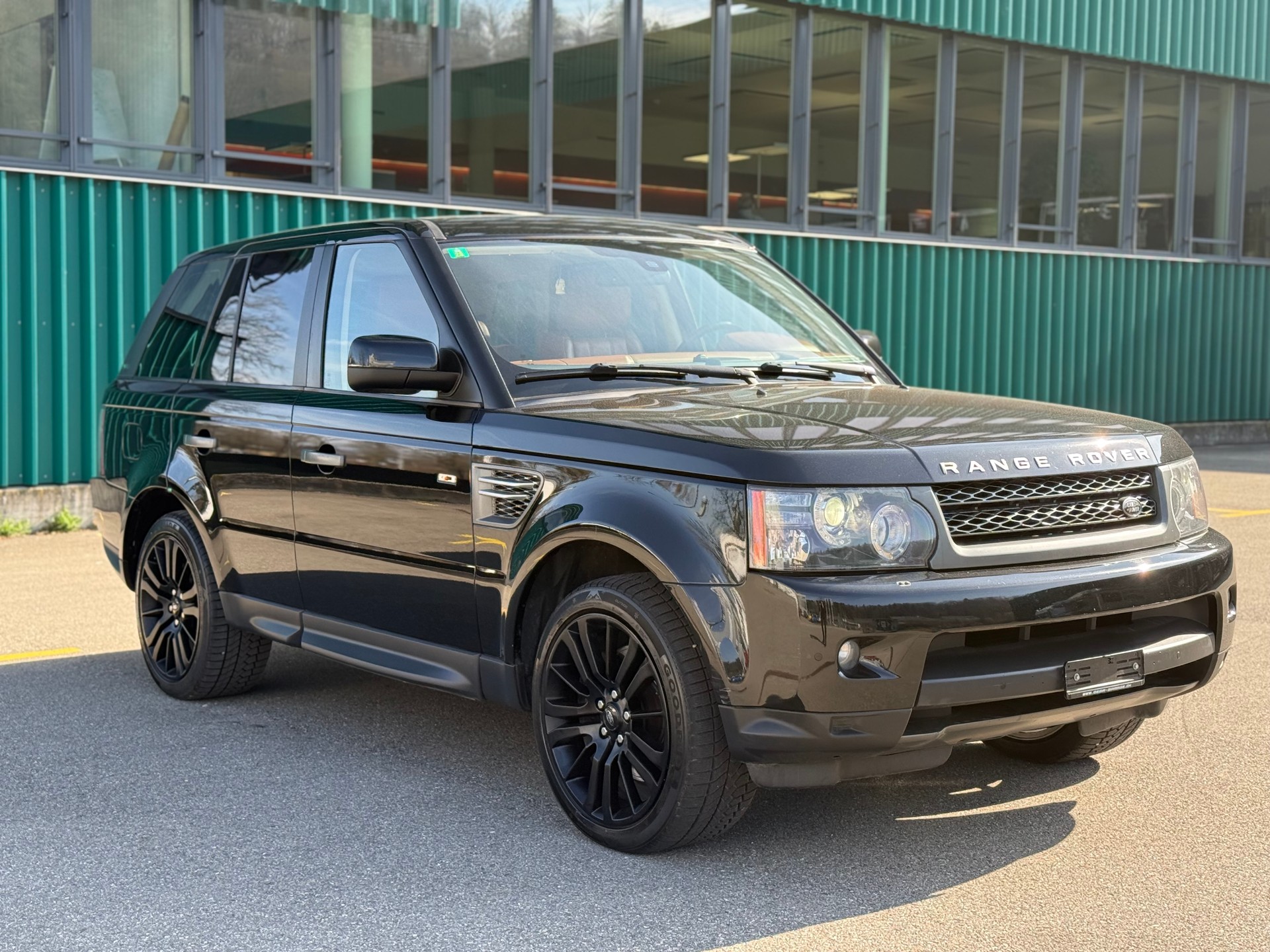 LAND ROVER Range Rover Sport 3.0 TDV6 HSE Automatic-image-6