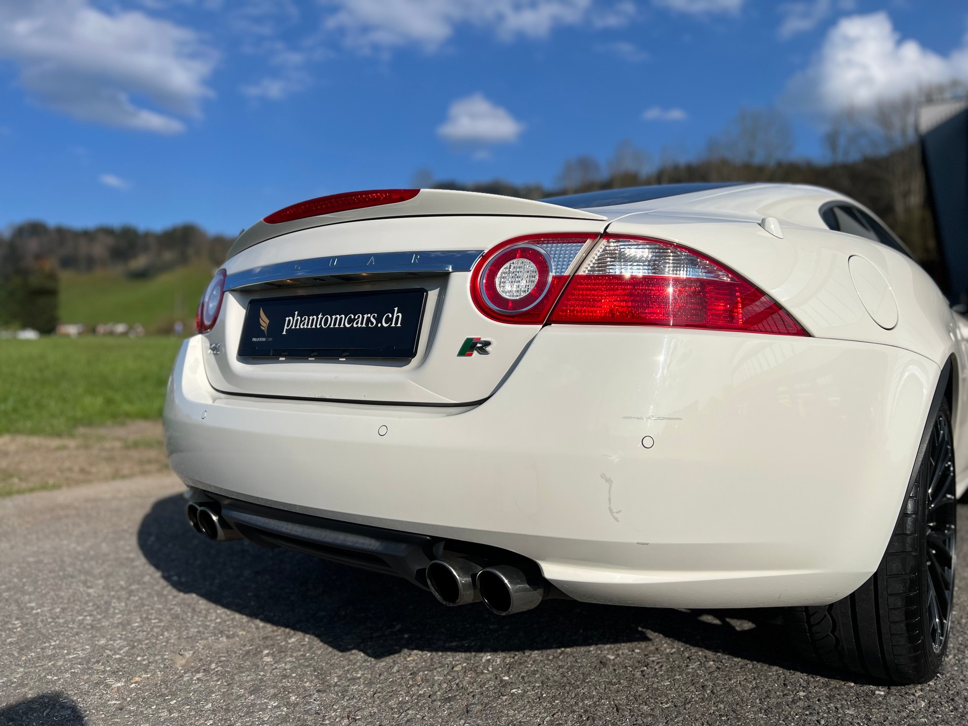 JAGUAR XKR 4.2 V8 SC Automatic-image-25