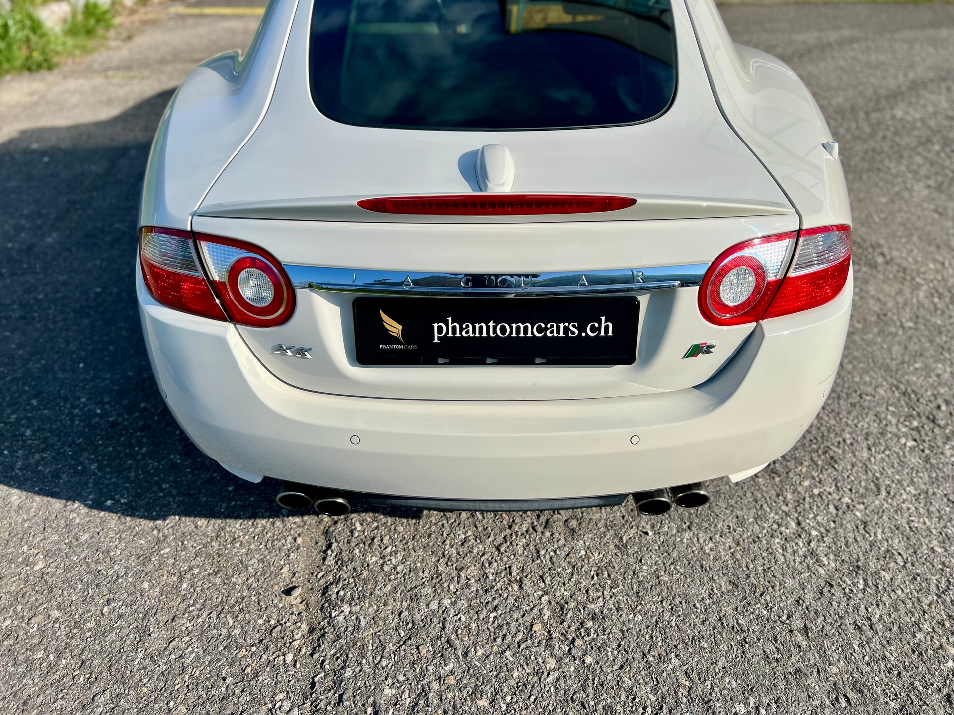 JAGUAR XKR 4.2 V8 SC Automatic-image-24