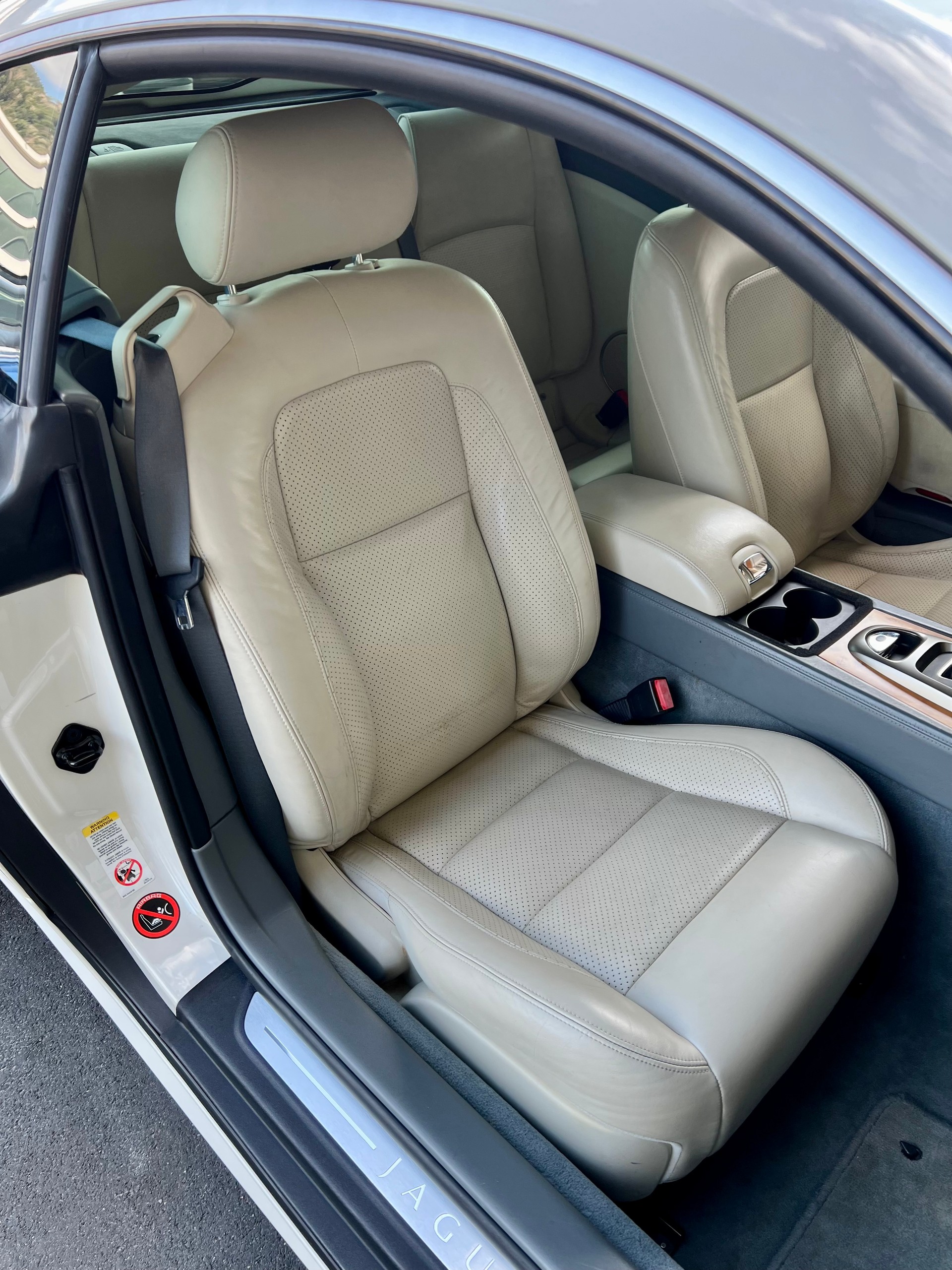 JAGUAR XKR 4.2 V8 SC Automatic-image-17