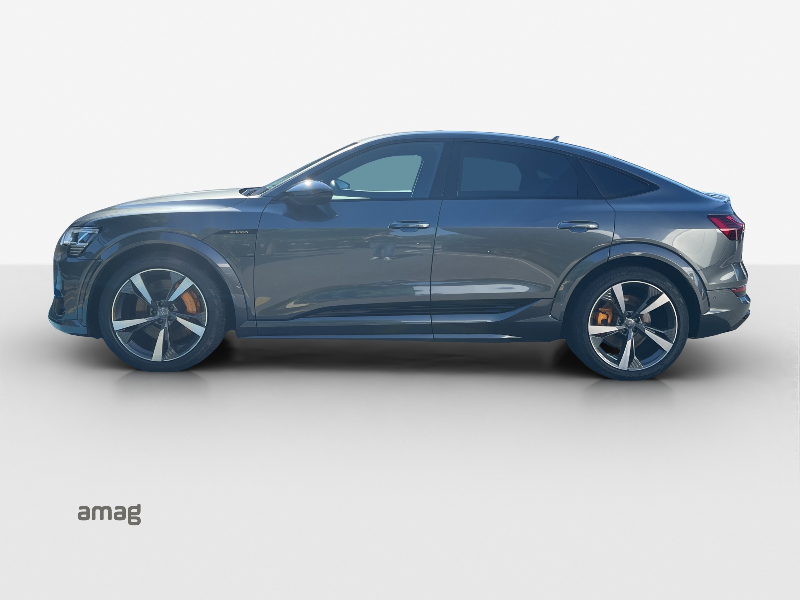 AUDI e-tron S Sportback quattro-image-1