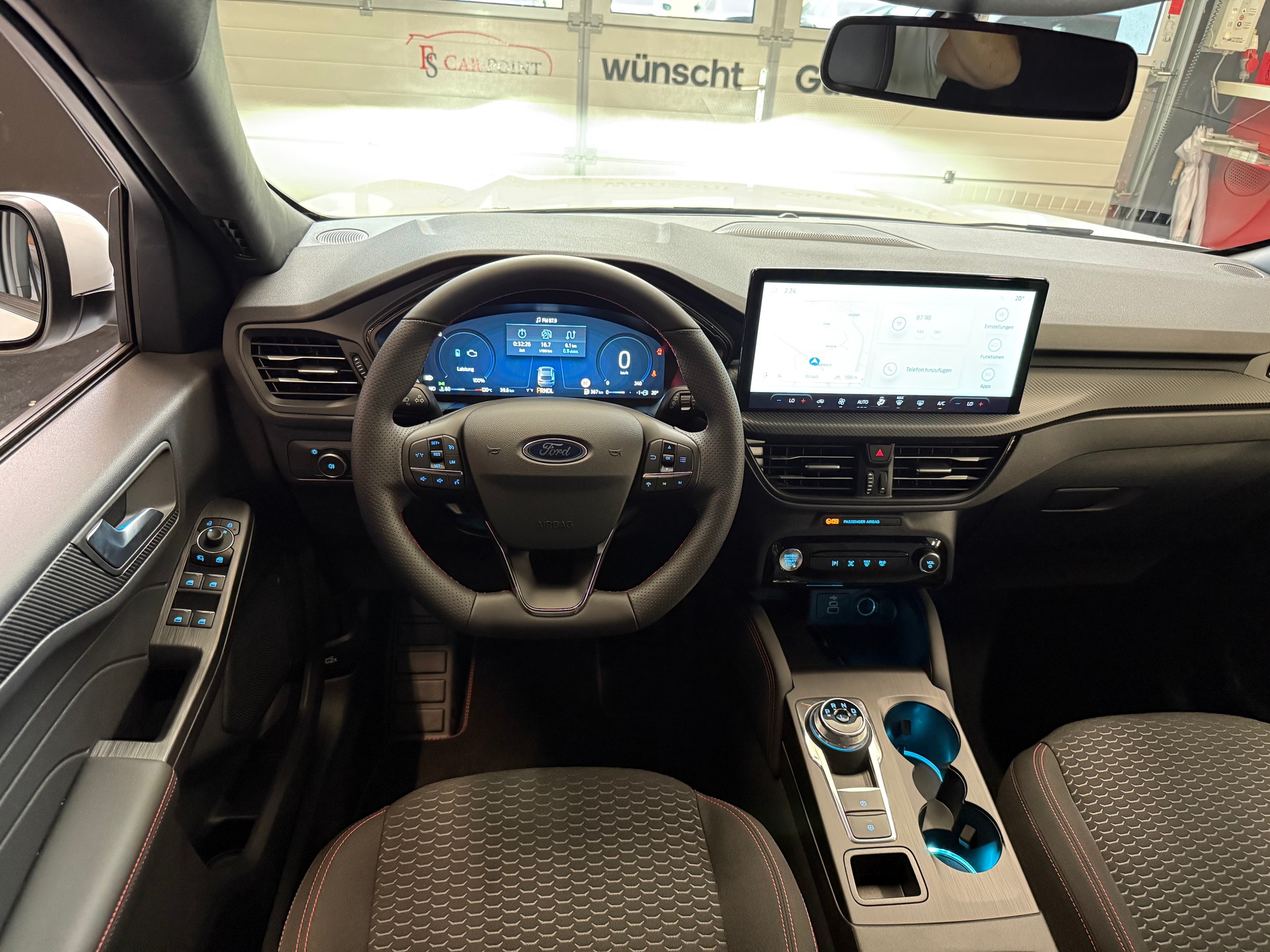 FORD Kuga 2.5 FHEV ST-Line FWD-image-9
