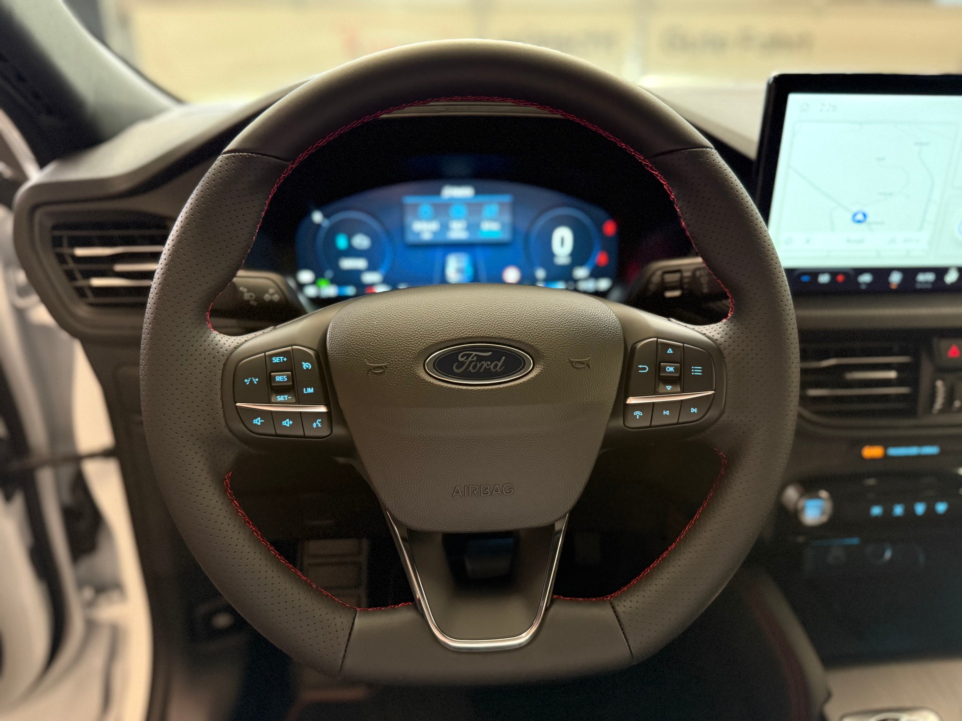 FORD Kuga 2.5 FHEV ST-Line FWD-image-16