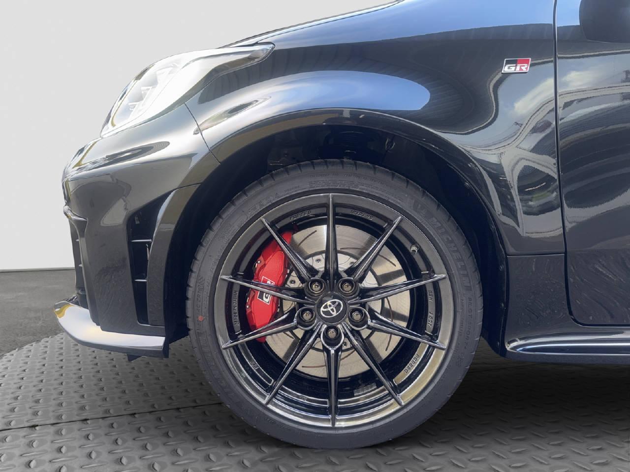 TOYOTA GR Yaris 1.6 Turbo Sport 4x4-image-8