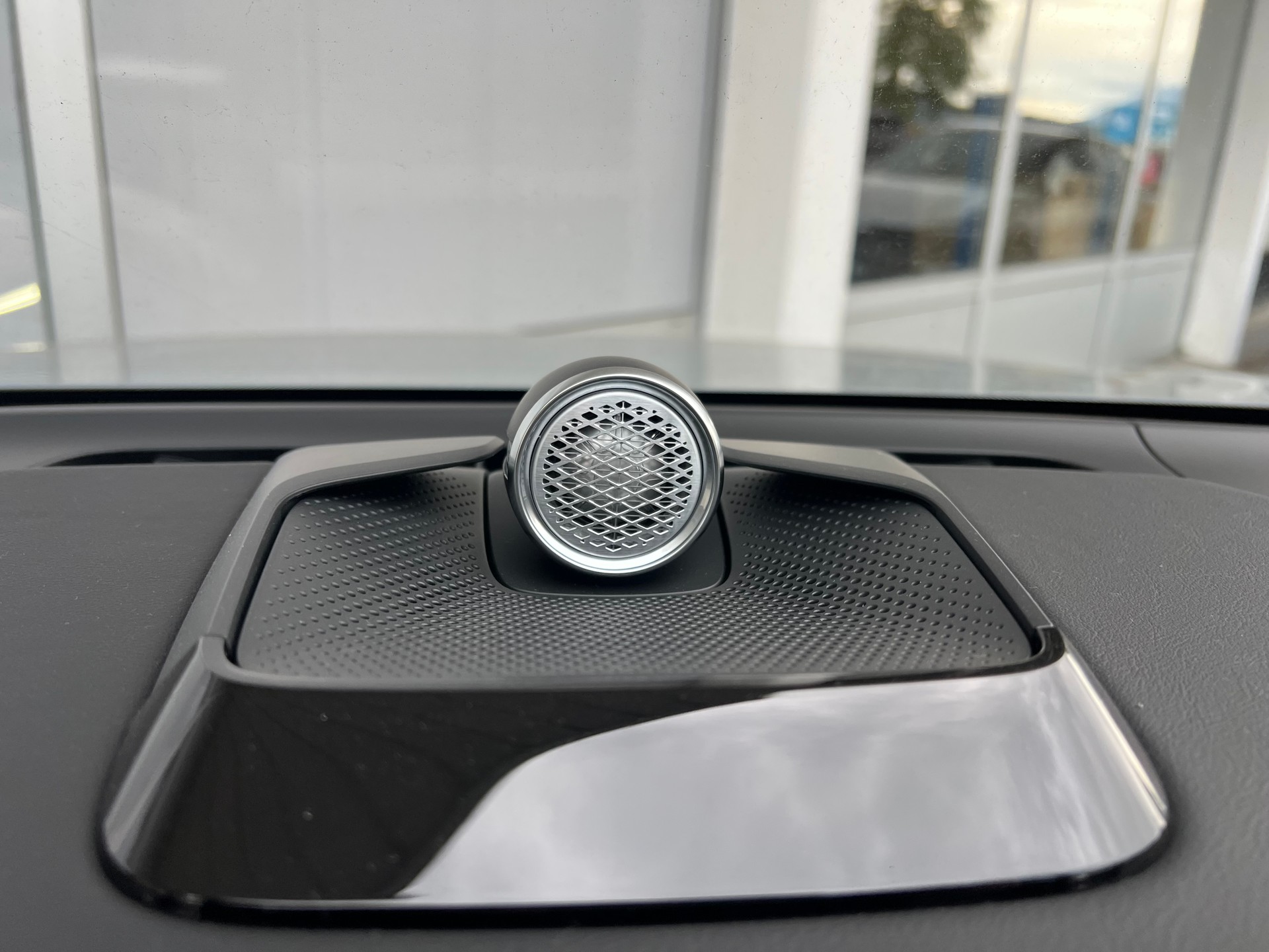 VOLVO EX90 Twin Performance 111 kWh Ultra AWD-image-18