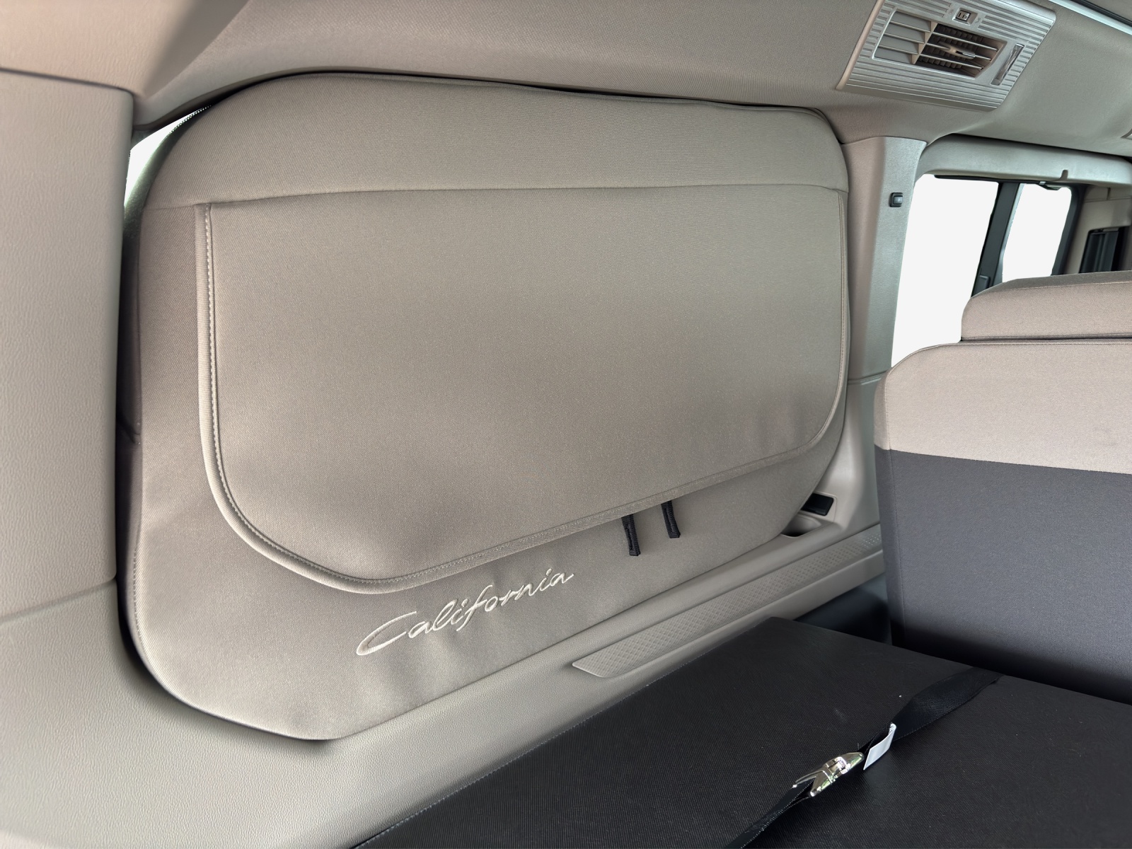 VW California eHybrid Beach Tour 4Motion-image-15