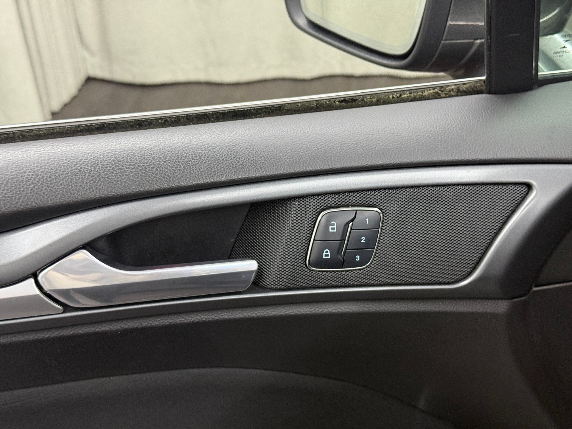 FORD Mondeo 2.0 TDCi Titanium PowerShift-image-15