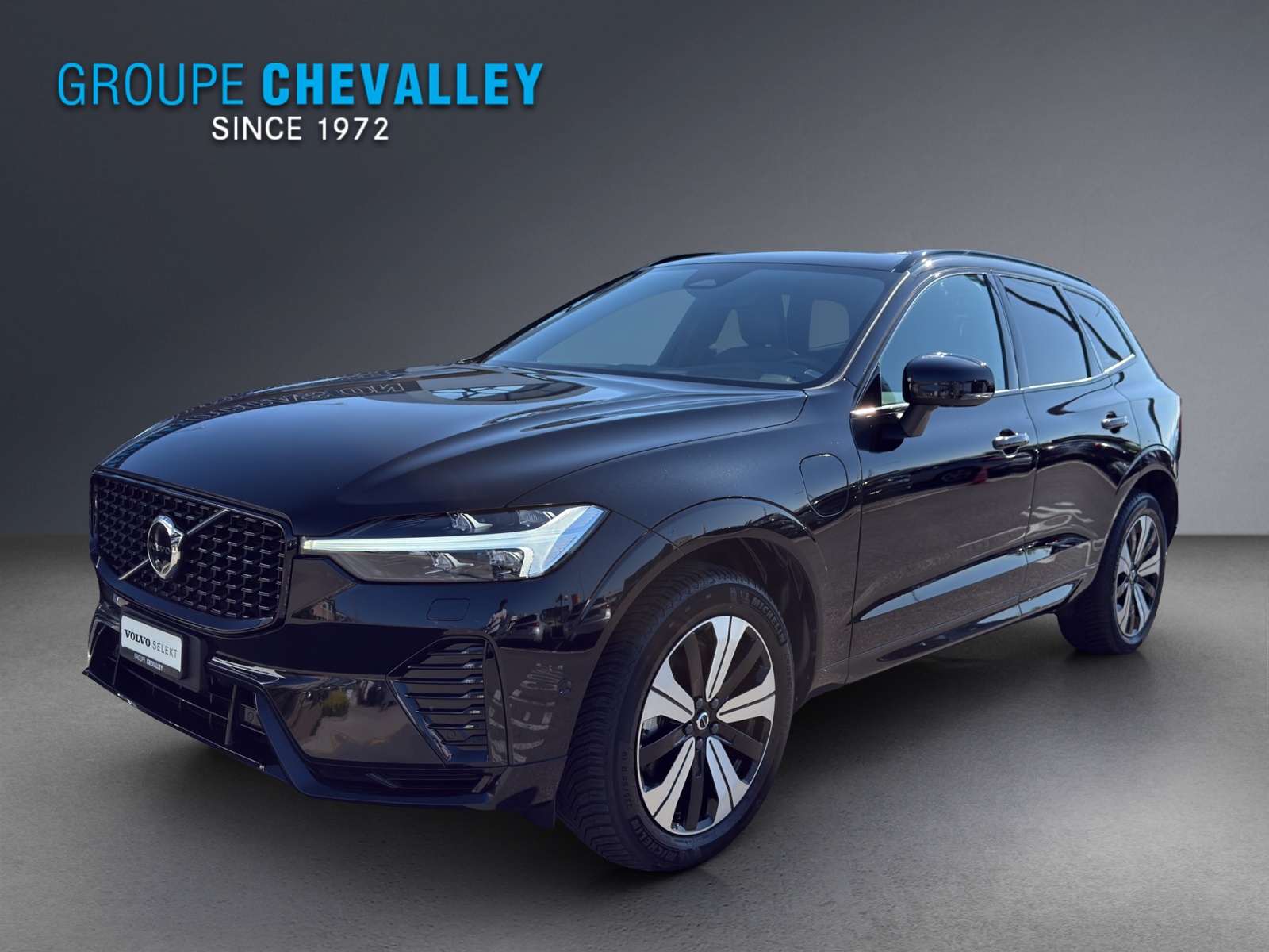 Photo VOLVO XC60 XC60 T8 eAWD PluginHybrid Plus Dark Geartronic