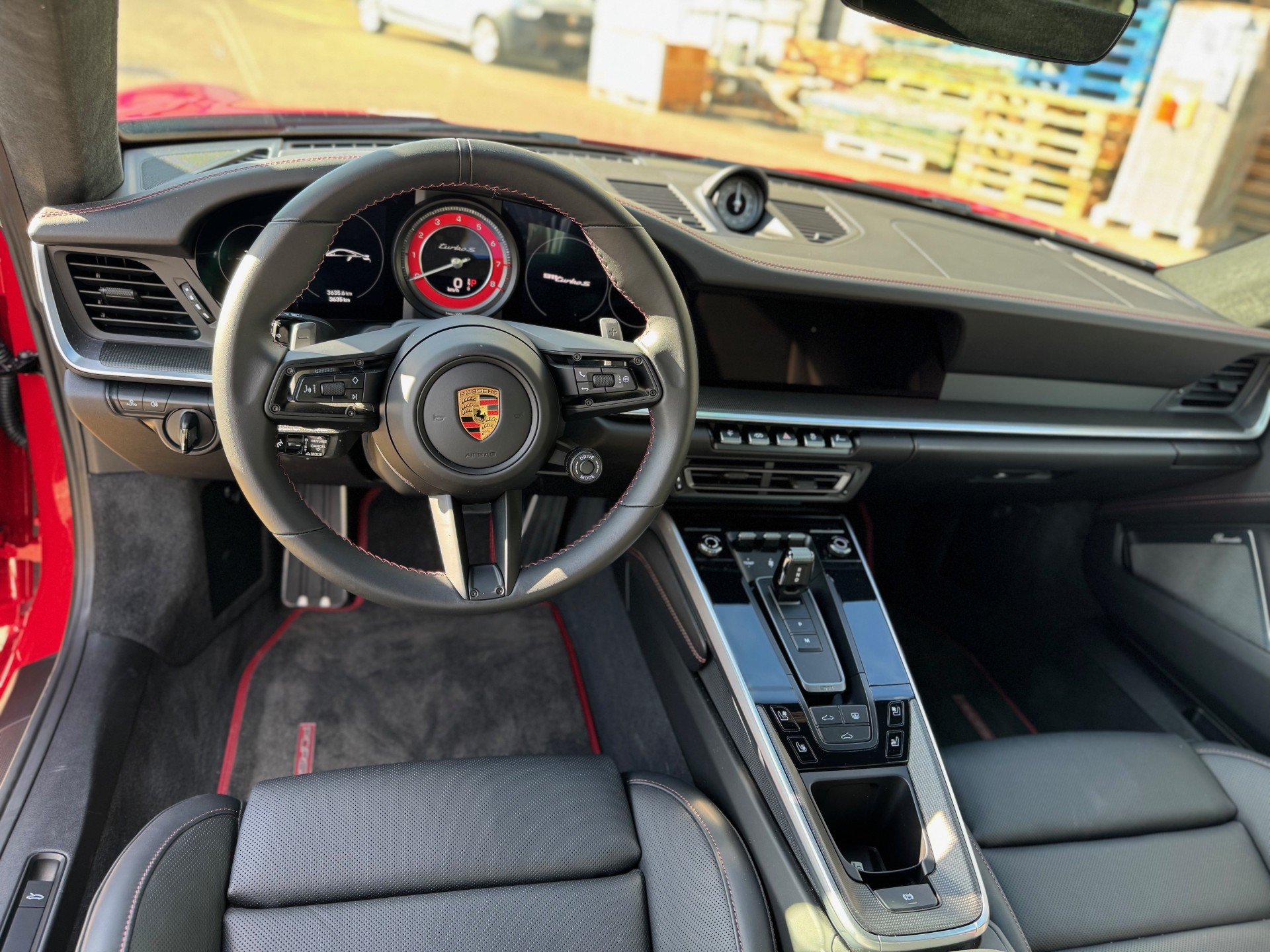 PORSCHE 911 Turbo S PDK-image-6