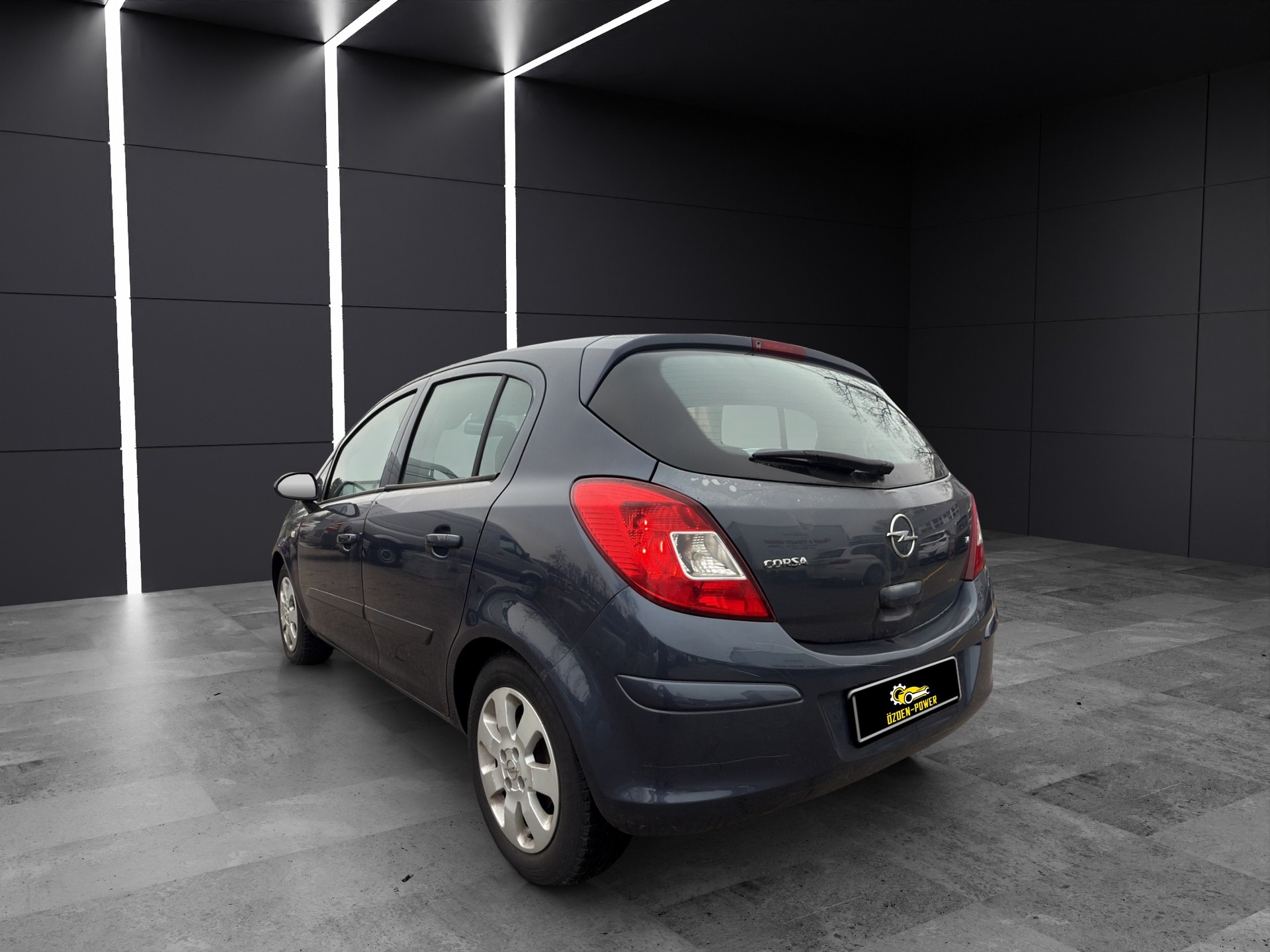 OPEL Corsa 1.4 TP Enjoy-image-5