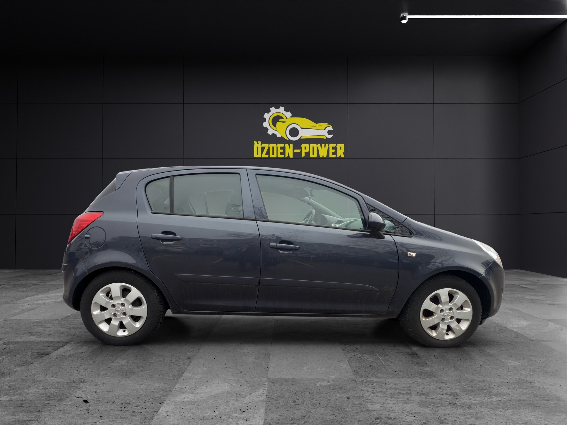 OPEL Corsa 1.4 TP Enjoy-showroom-element-3
