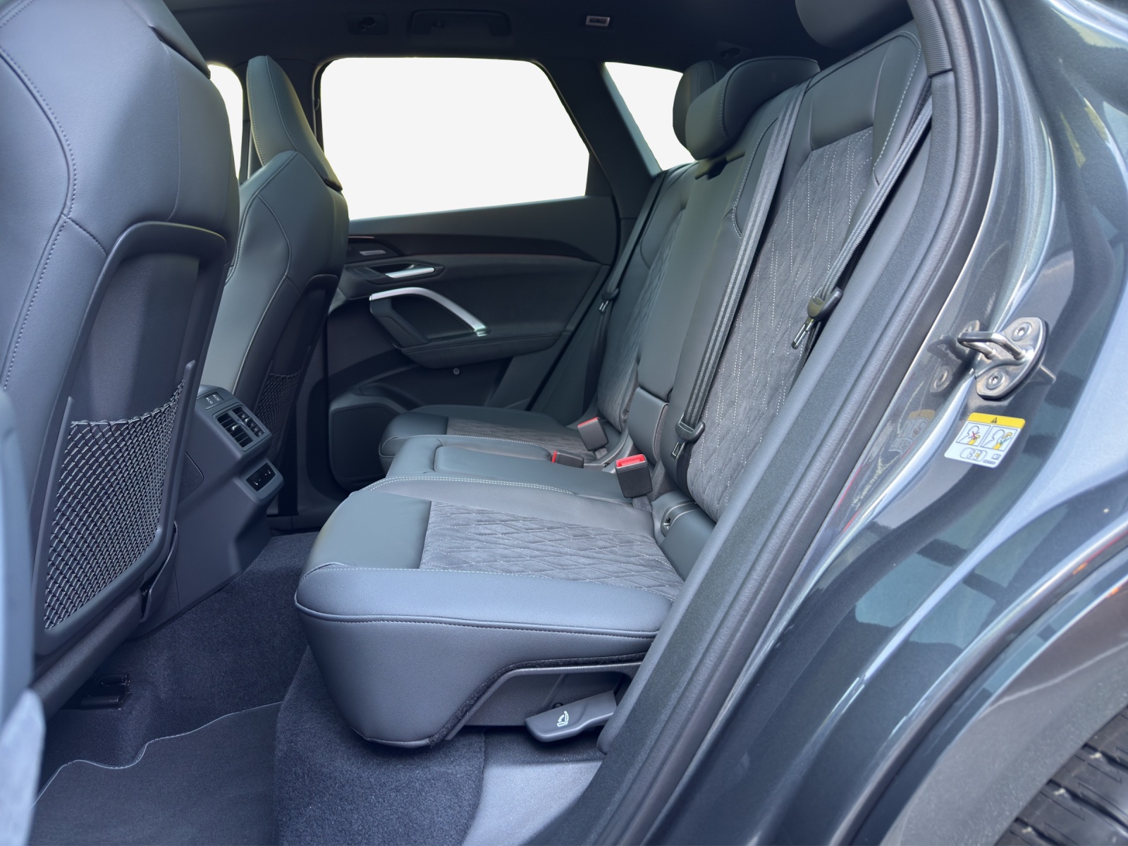AUDI Q5 TDI quattro 150 kW S-tronic-image-11