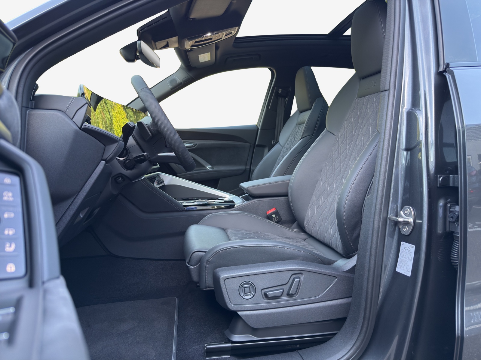 AUDI Q5 TDI quattro 150 kW S-tronic-image-7