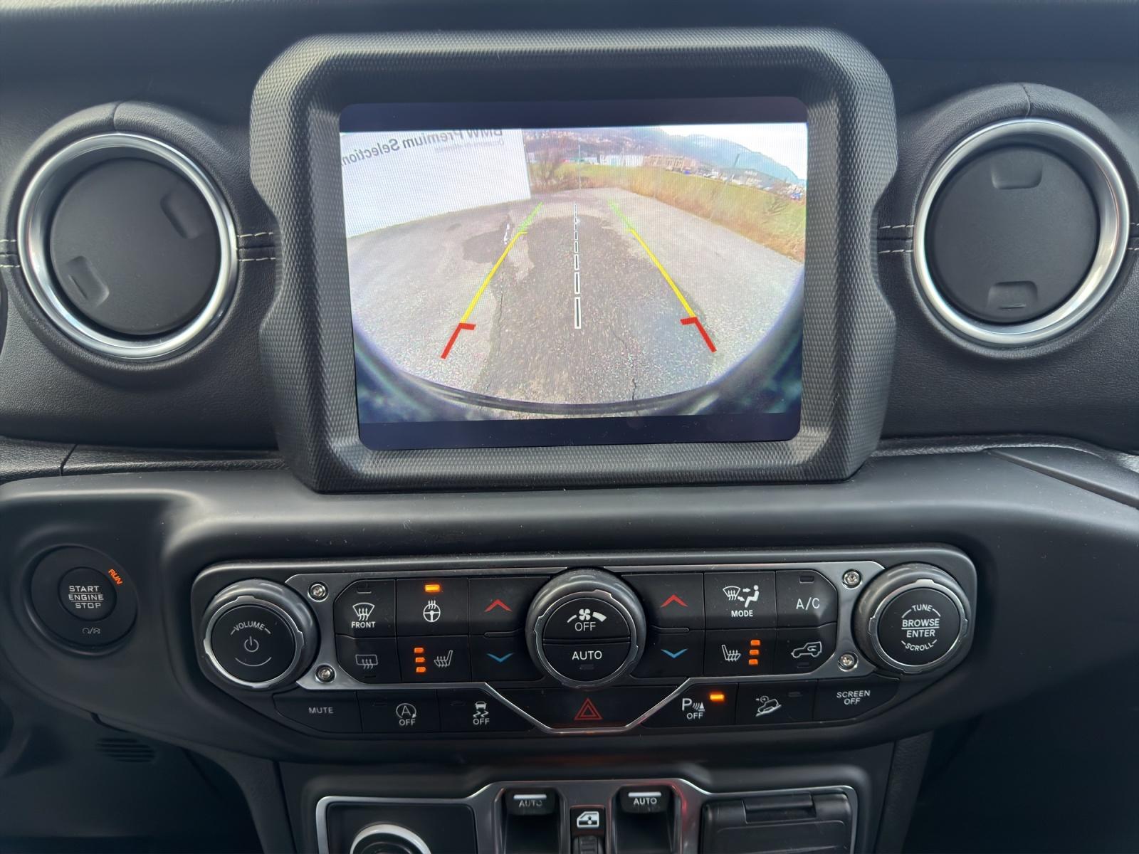 JEEP Wrangler 2.0 Unlimited Sahara Automatic-image-17